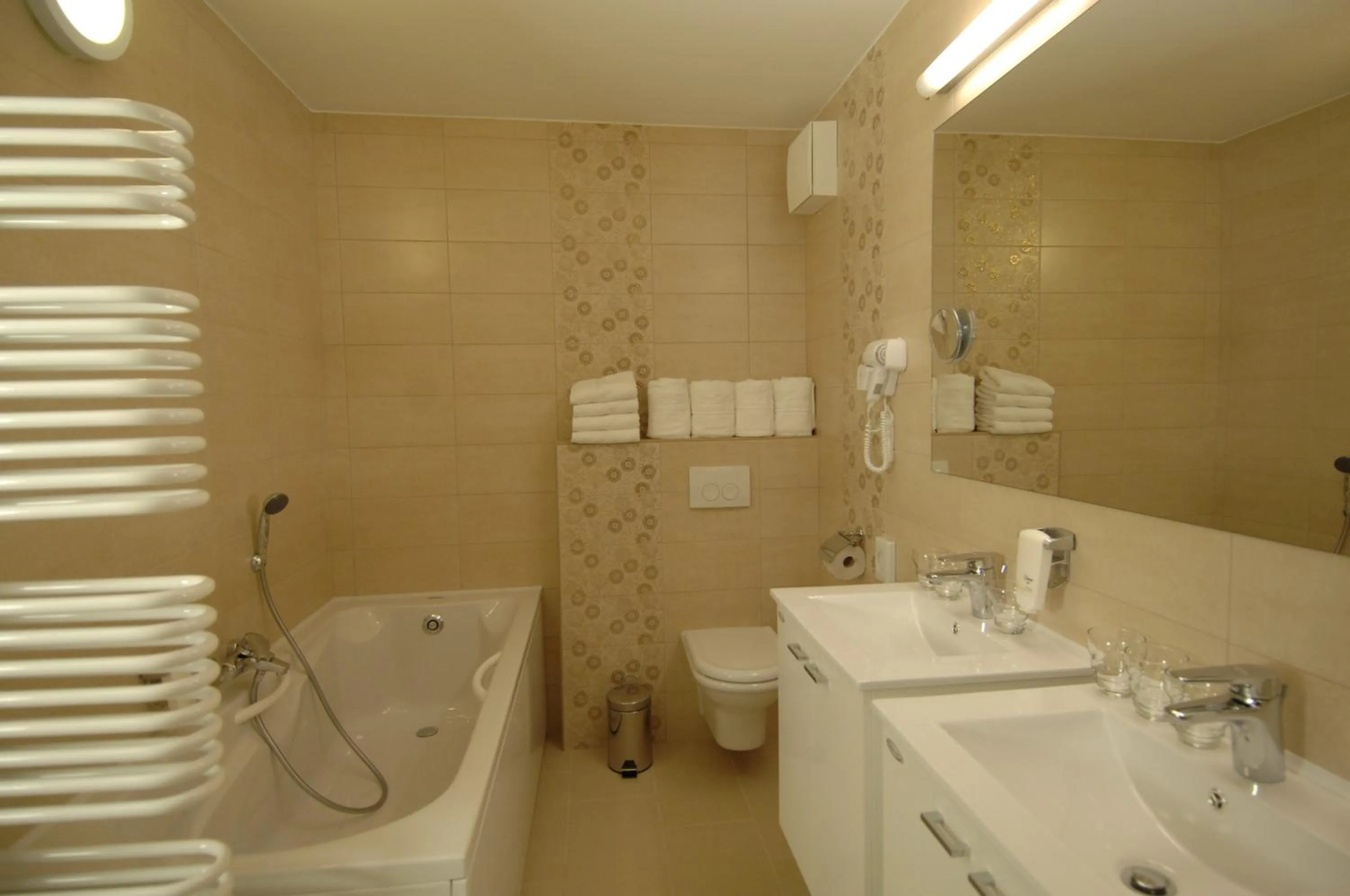 Apartments & Wellness Skok