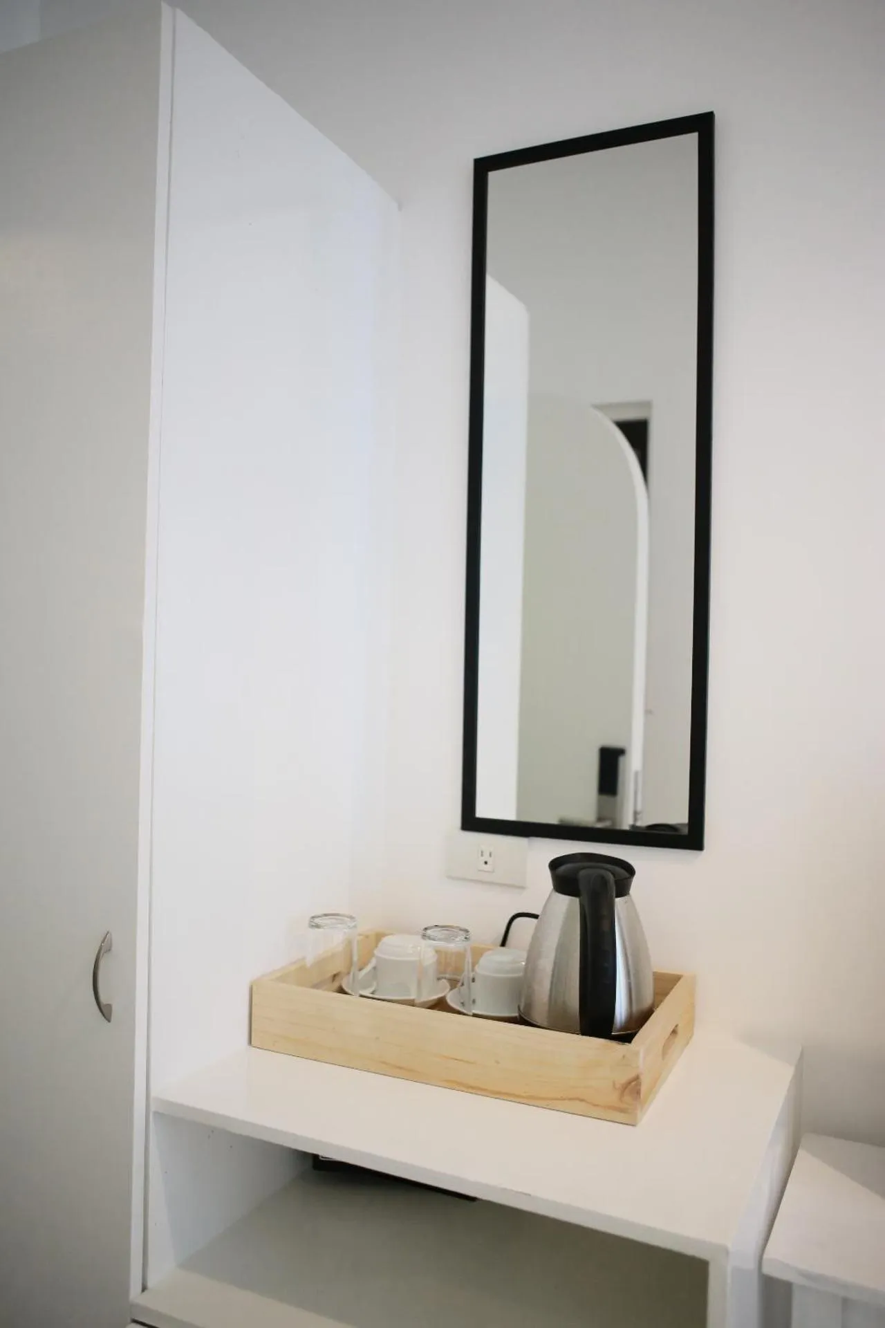 Coffee/tea facilities in La Bella Boutique Hotel