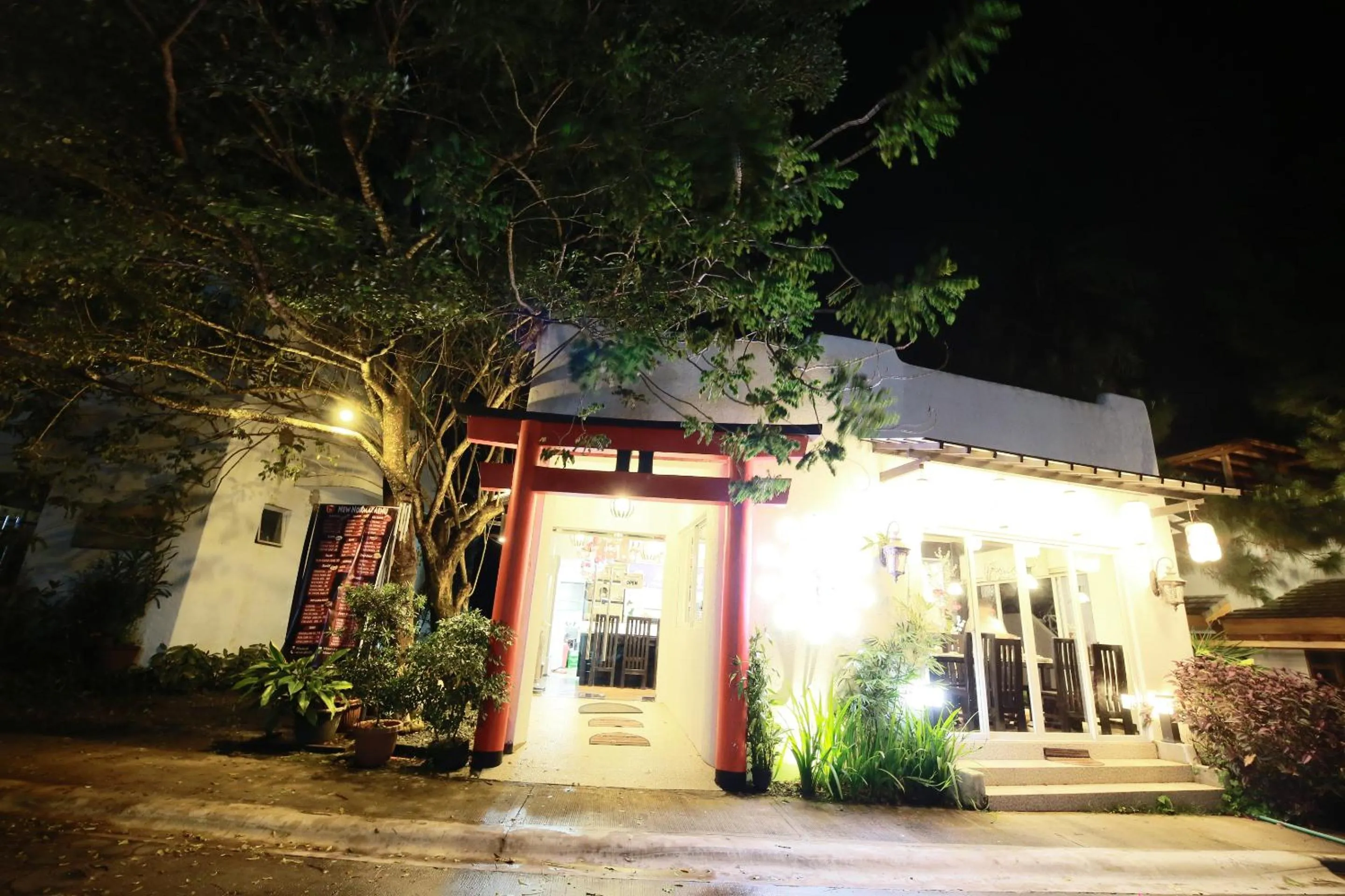 Restaurant/places to eat in La Bella Boutique Hotel