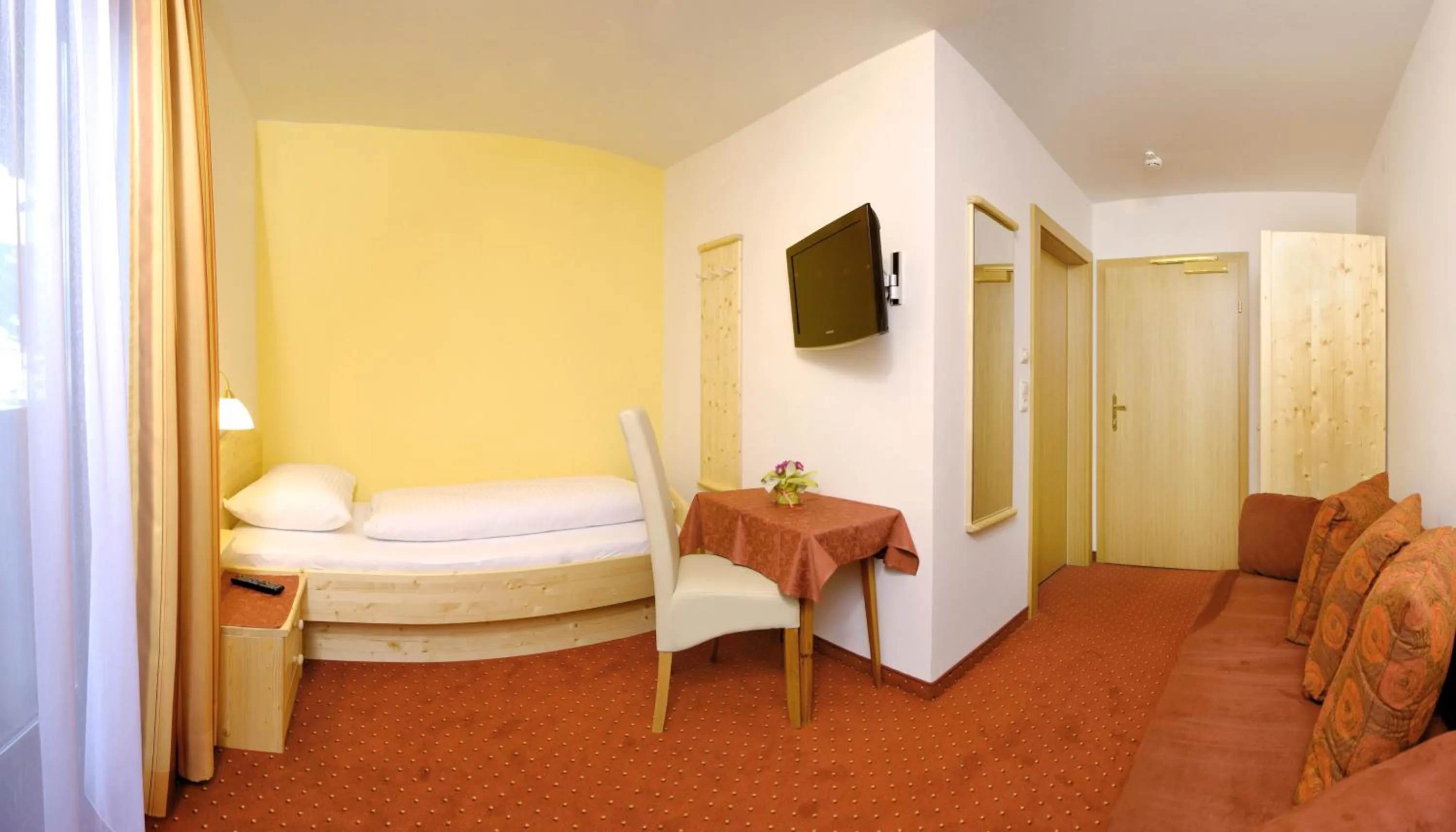 Bed in Hotel - Restaurant Platzwirt