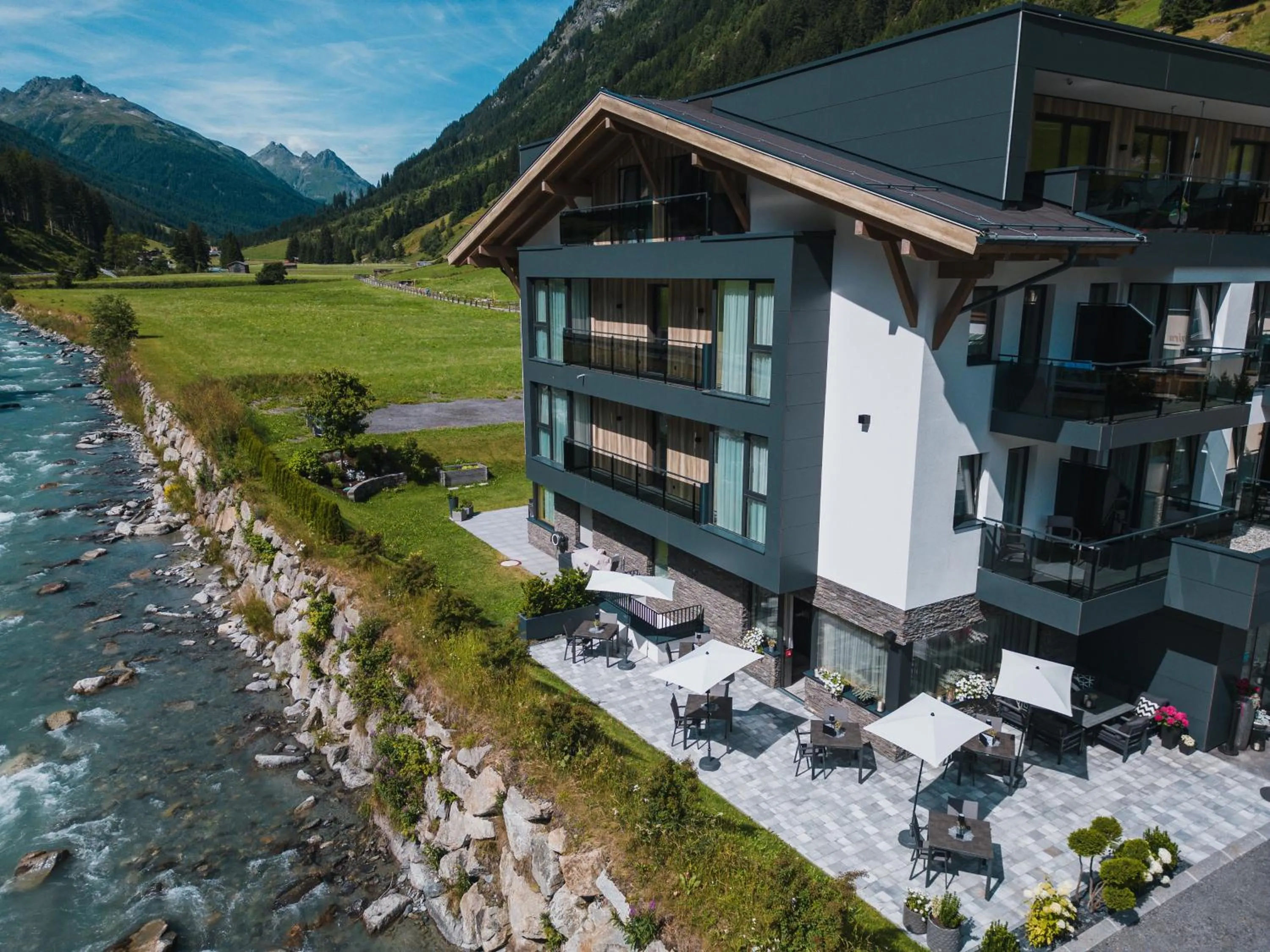 Hotel Modern Mountain