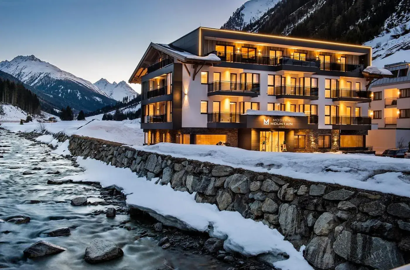 Hotel Modern Mountain Hotel Modern Mountain