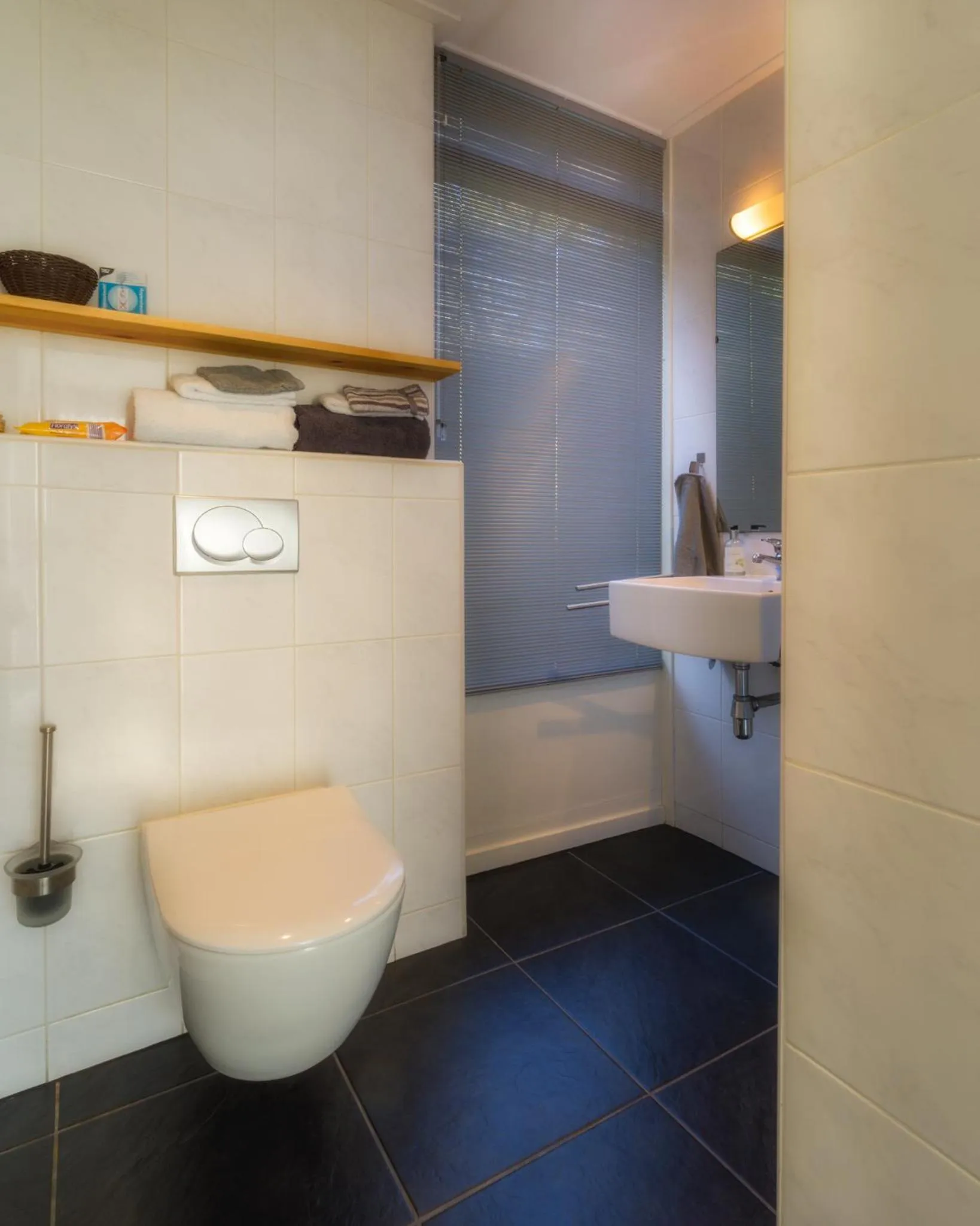 Toilet in B & B De Stijl