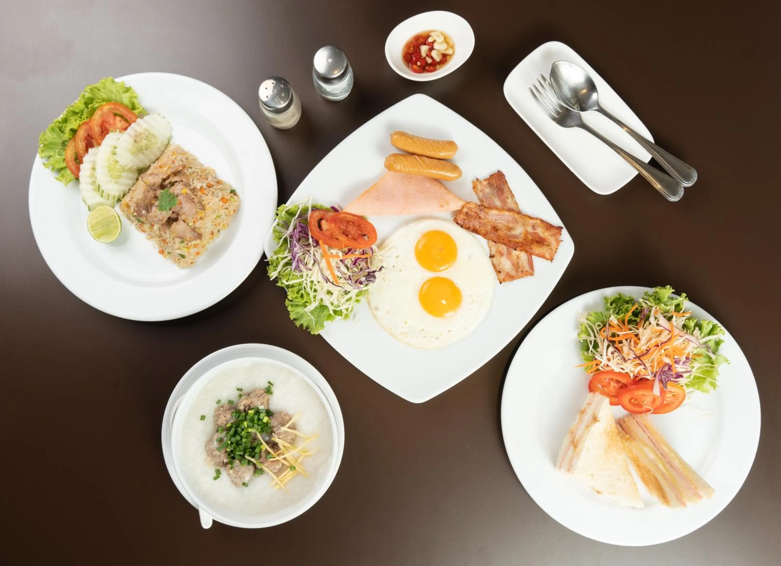 Food in Lily Hotel Bangkok