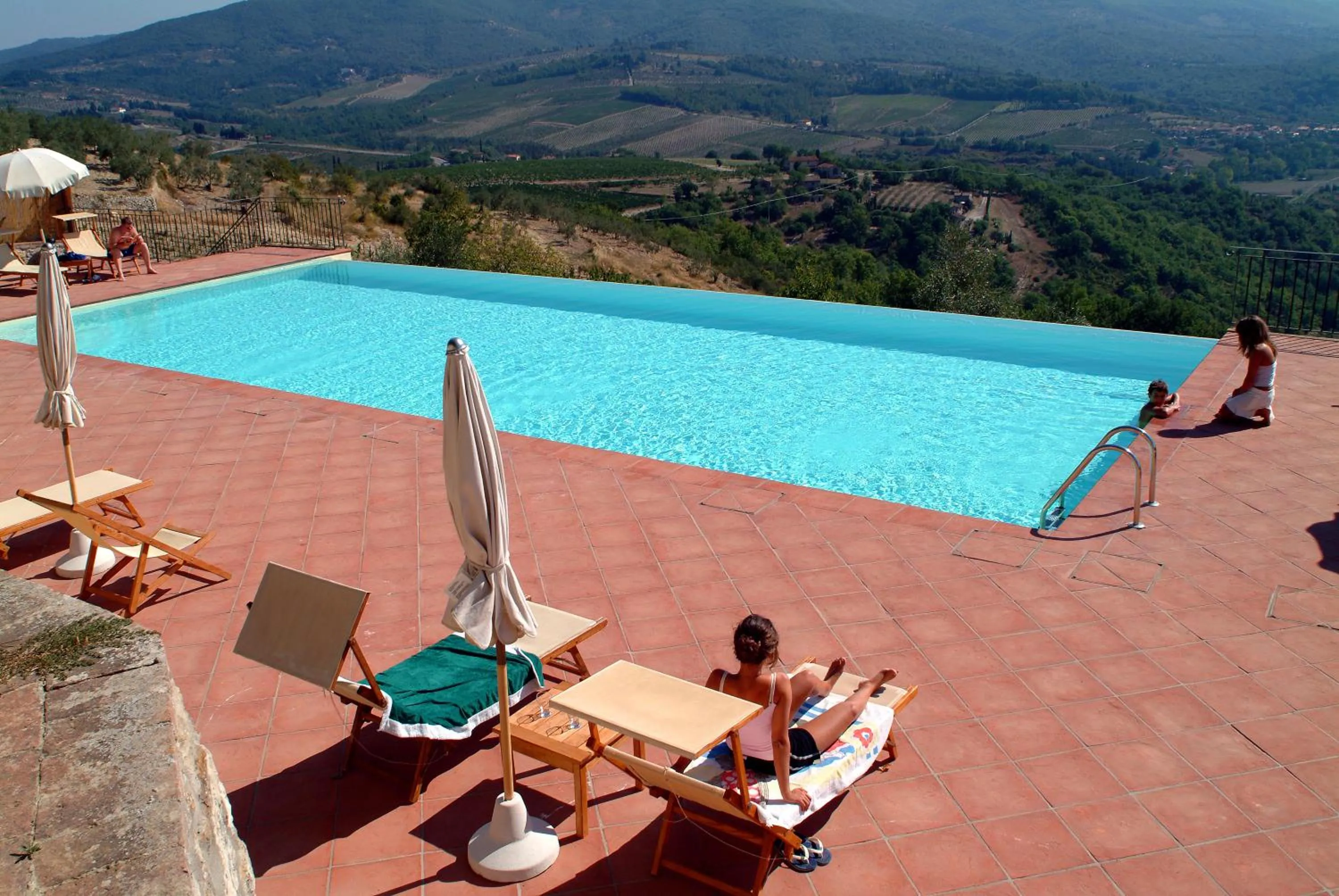 Swimming pool in Castello Vicchiomaggio