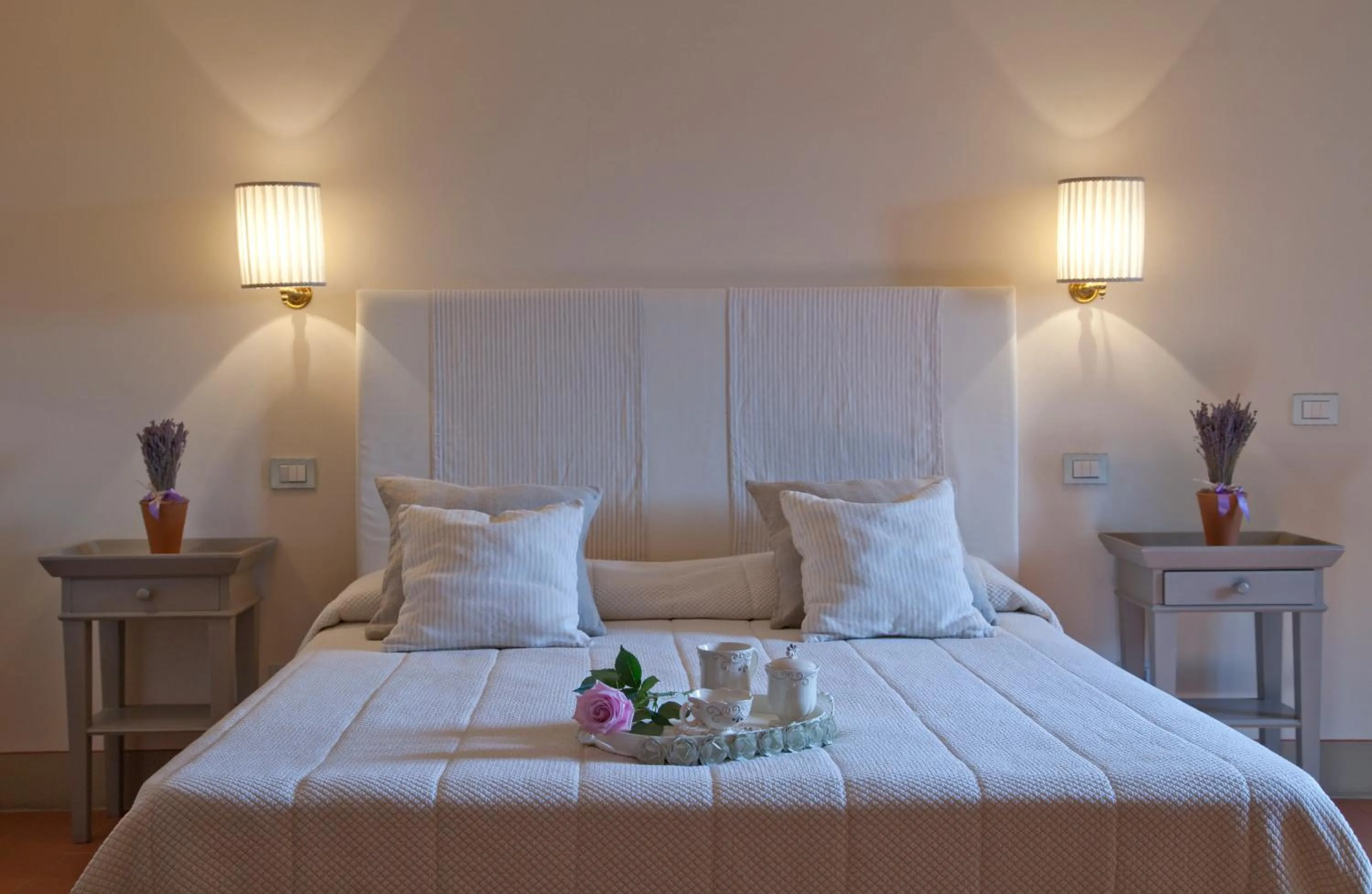 Bedroom, Bed in Castello Vicchiomaggio