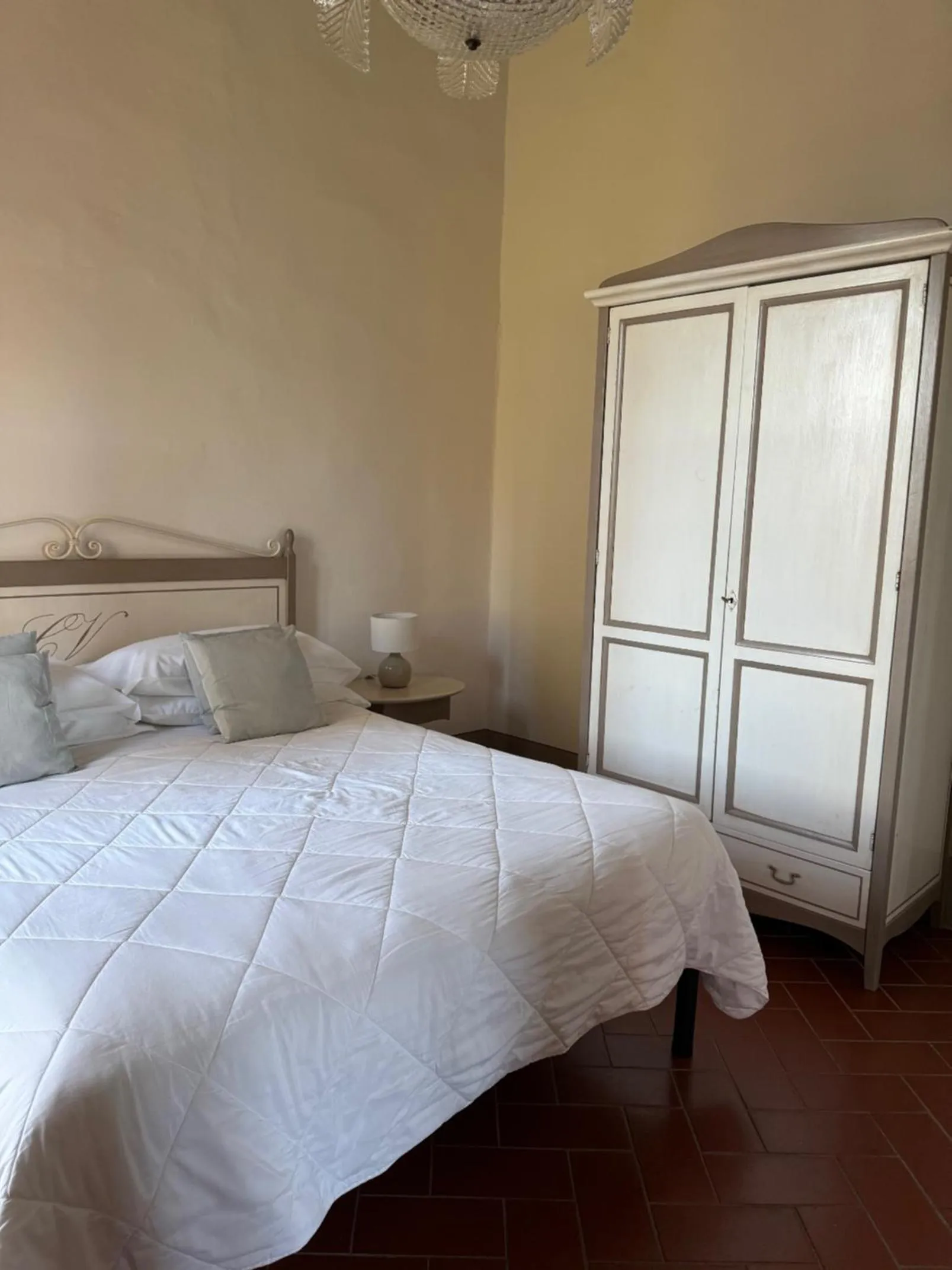 Bedroom, Bed in Castello Vicchiomaggio