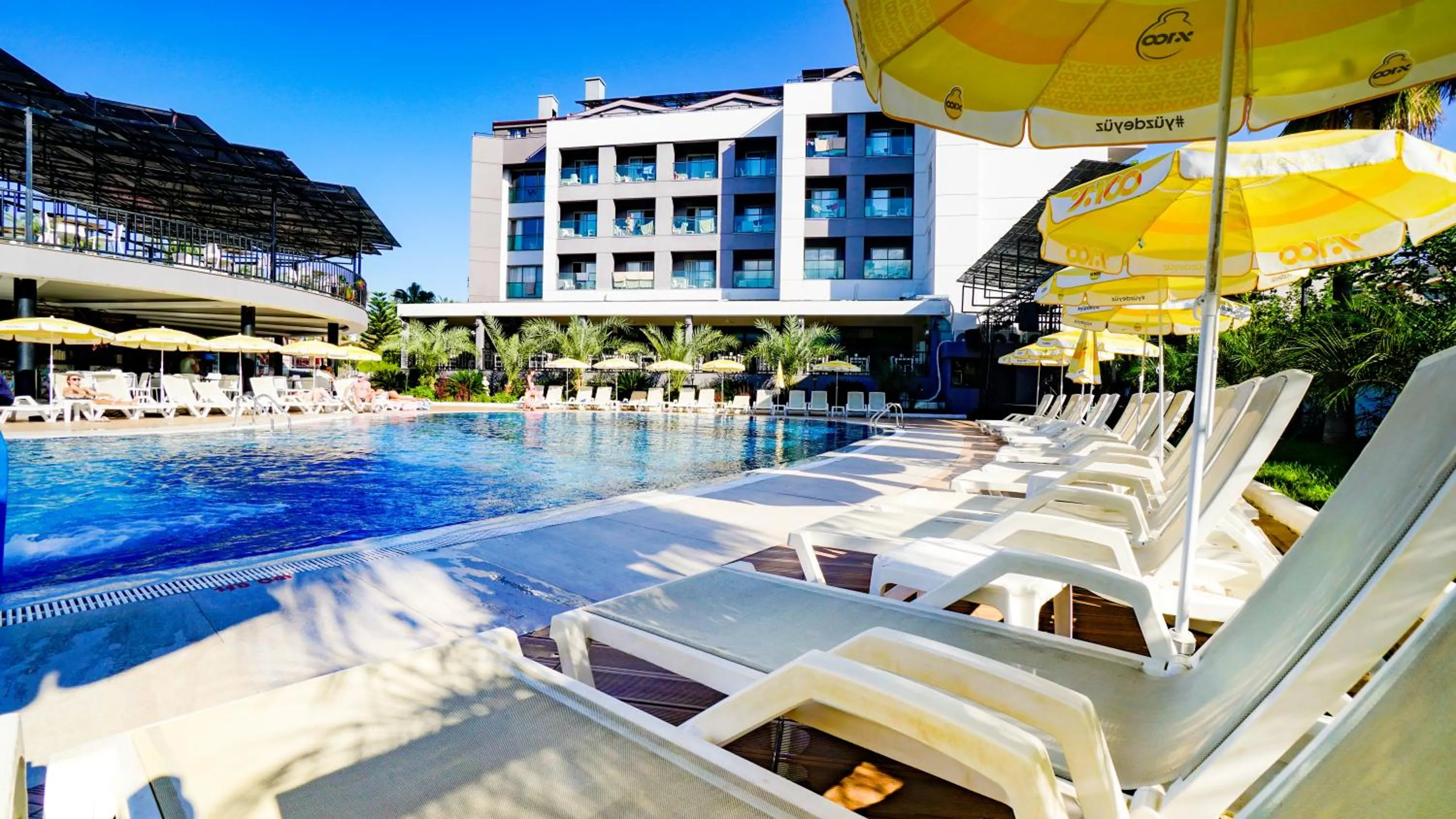 Day in Istanbul Beach Hotel - All Inclusive