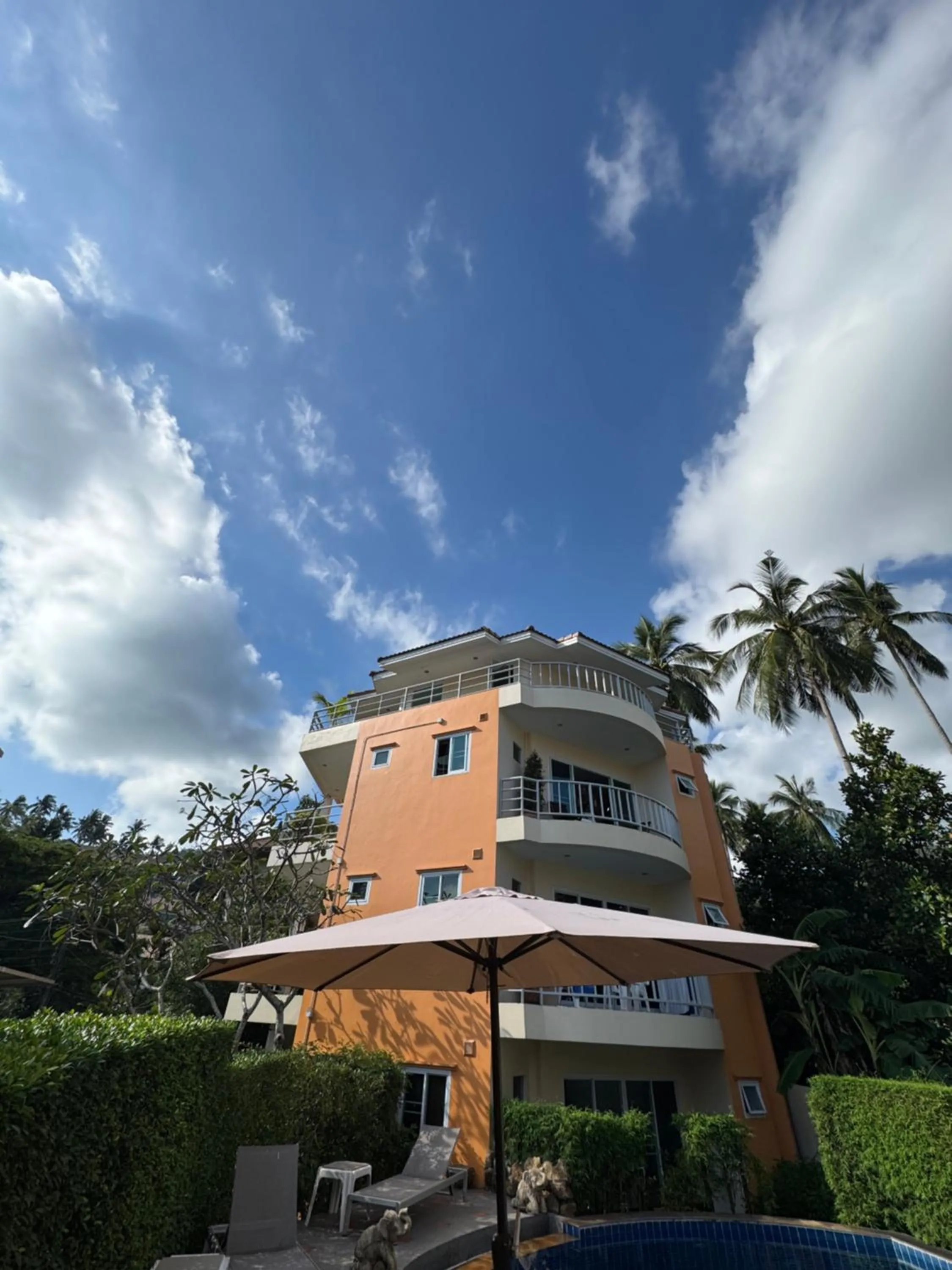 Property building in Chaweng Noi Residence