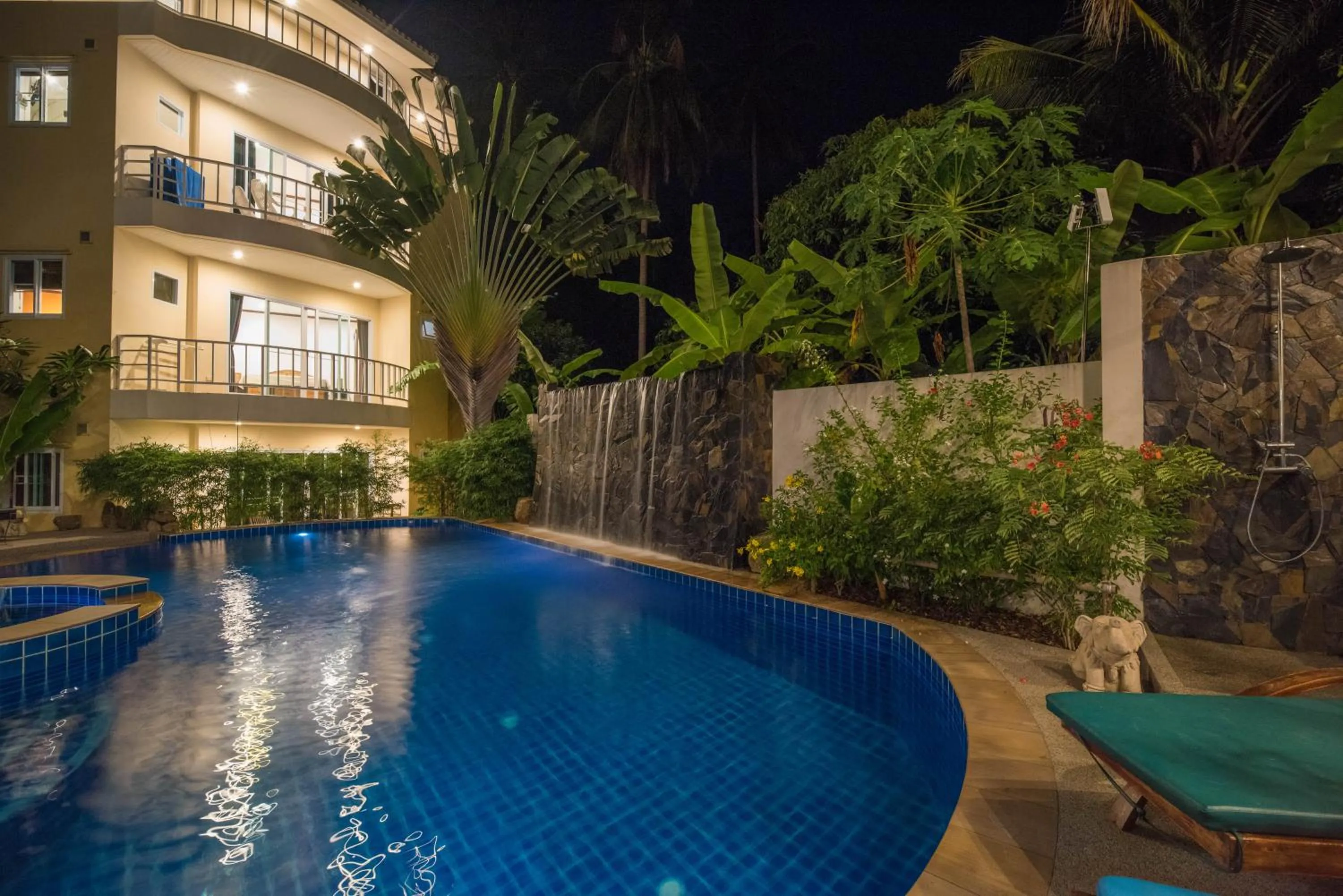 Swimming pool in Chaweng Noi Residence