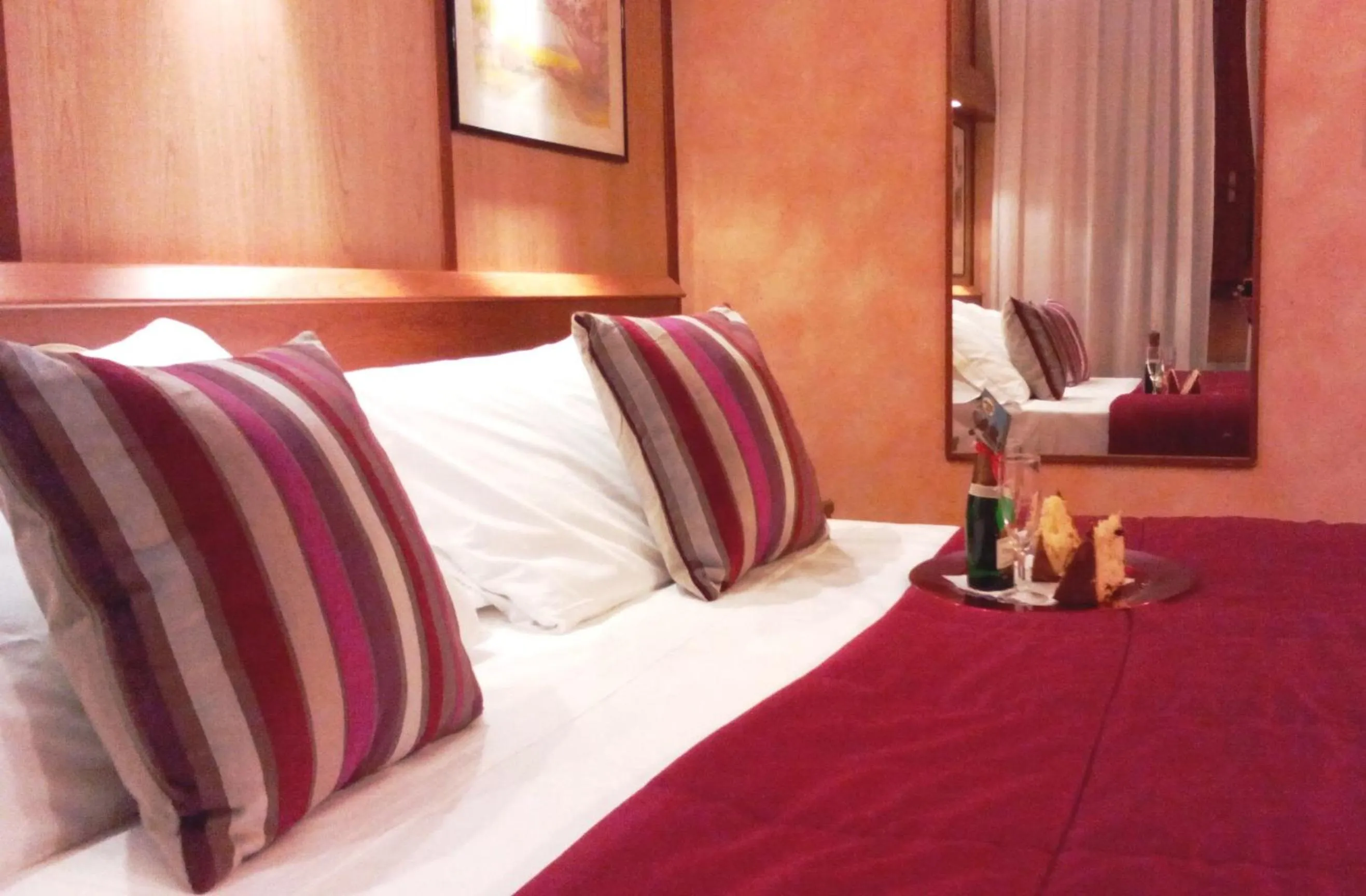 Bedroom, Bed in Hotel Motel Ovest