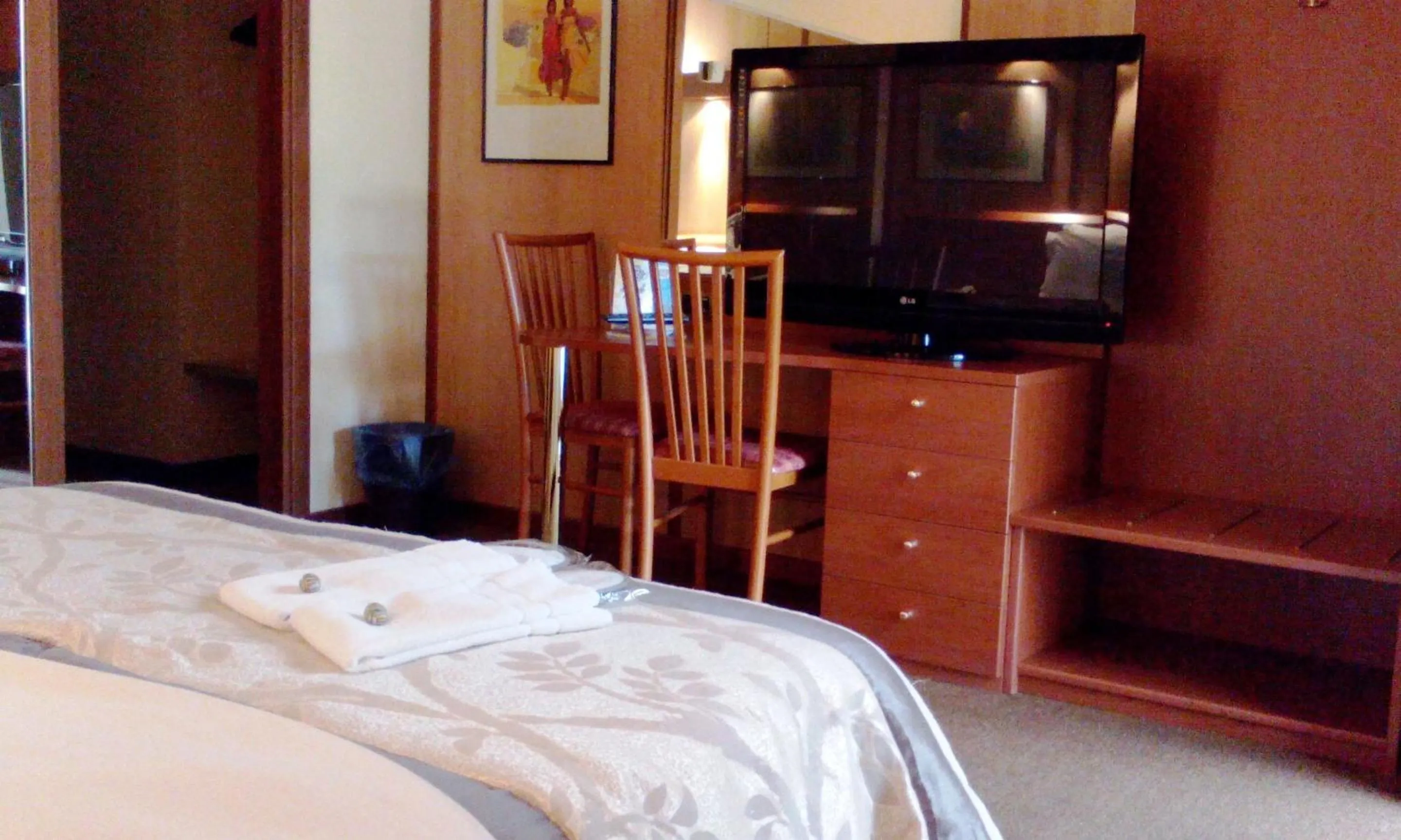 TV and multimedia, Bed in Hotel Motel Ovest