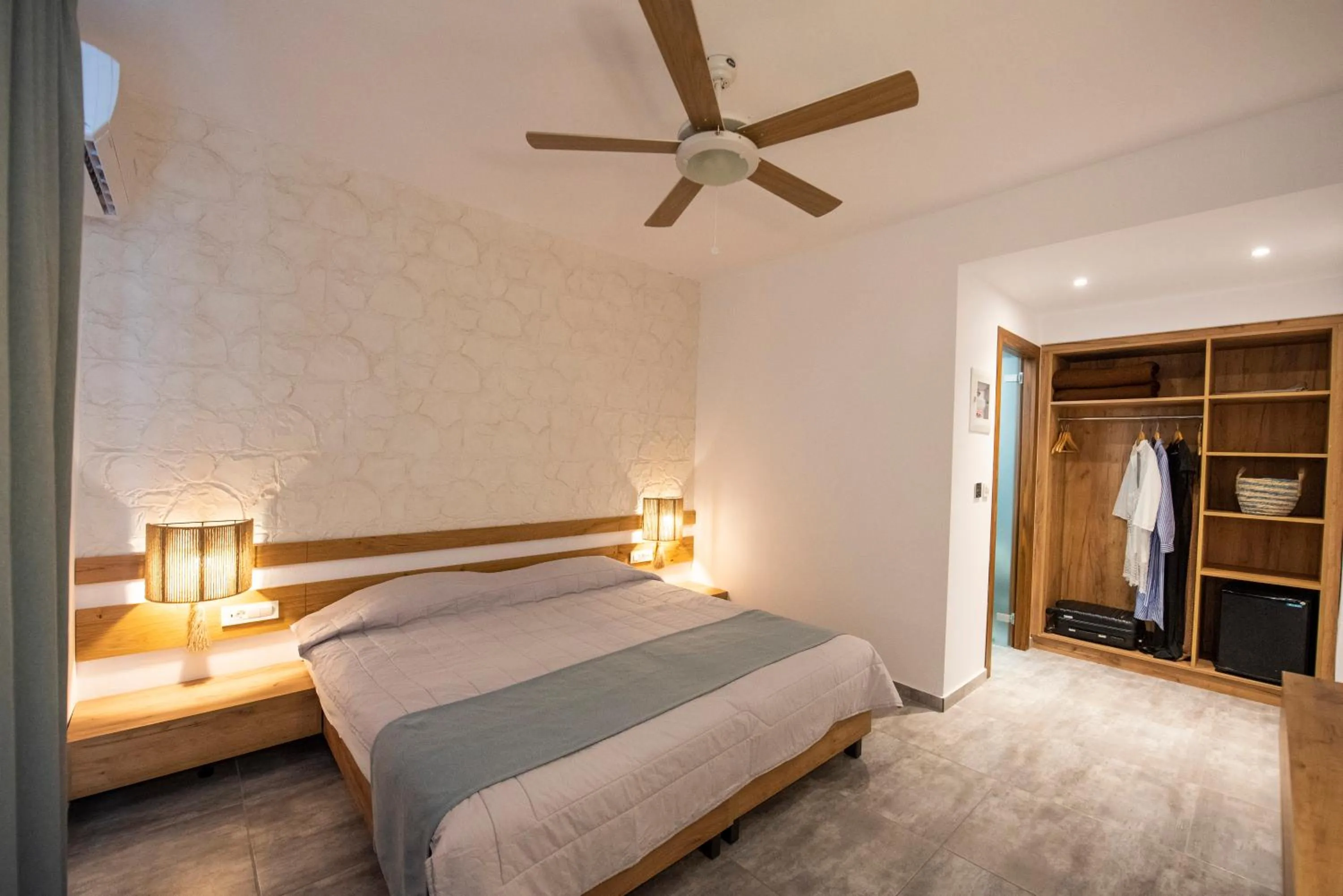 Photo of the whole room, Bed in Summer Village of Hippokrates - Adults only