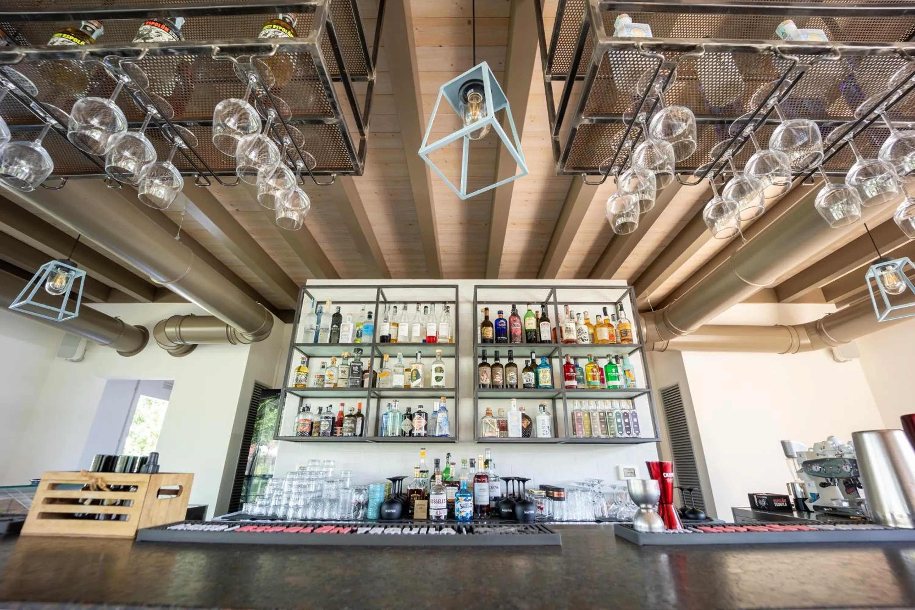 Restaurant/places to eat in Villa Nichesola