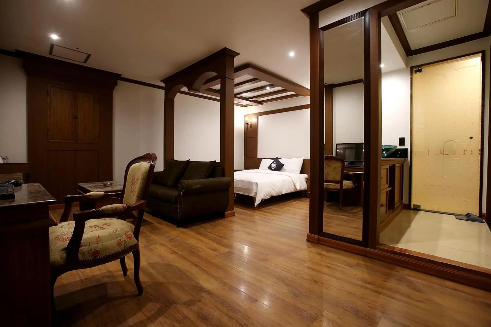 Bed in Hotel Cullinan Yongin