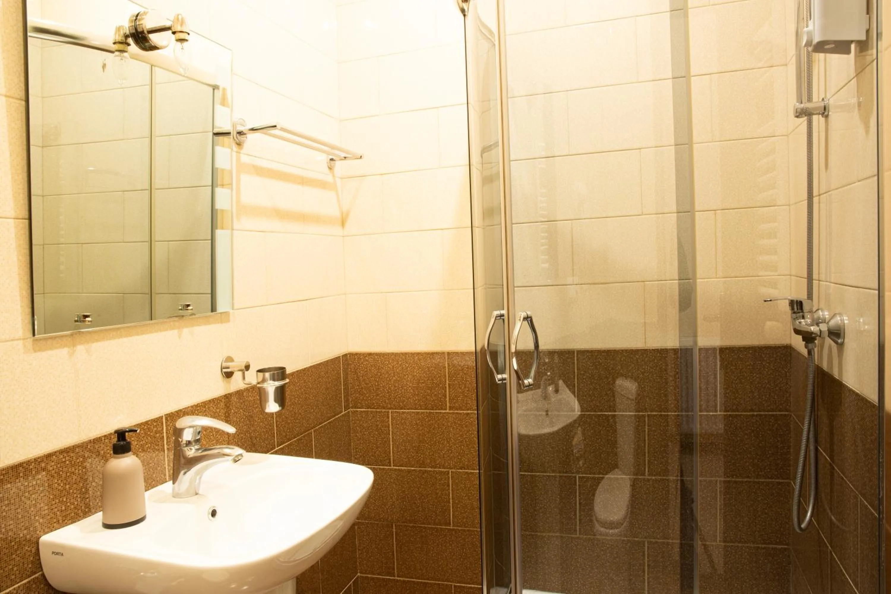 Bathroom in Hotel Diplomat