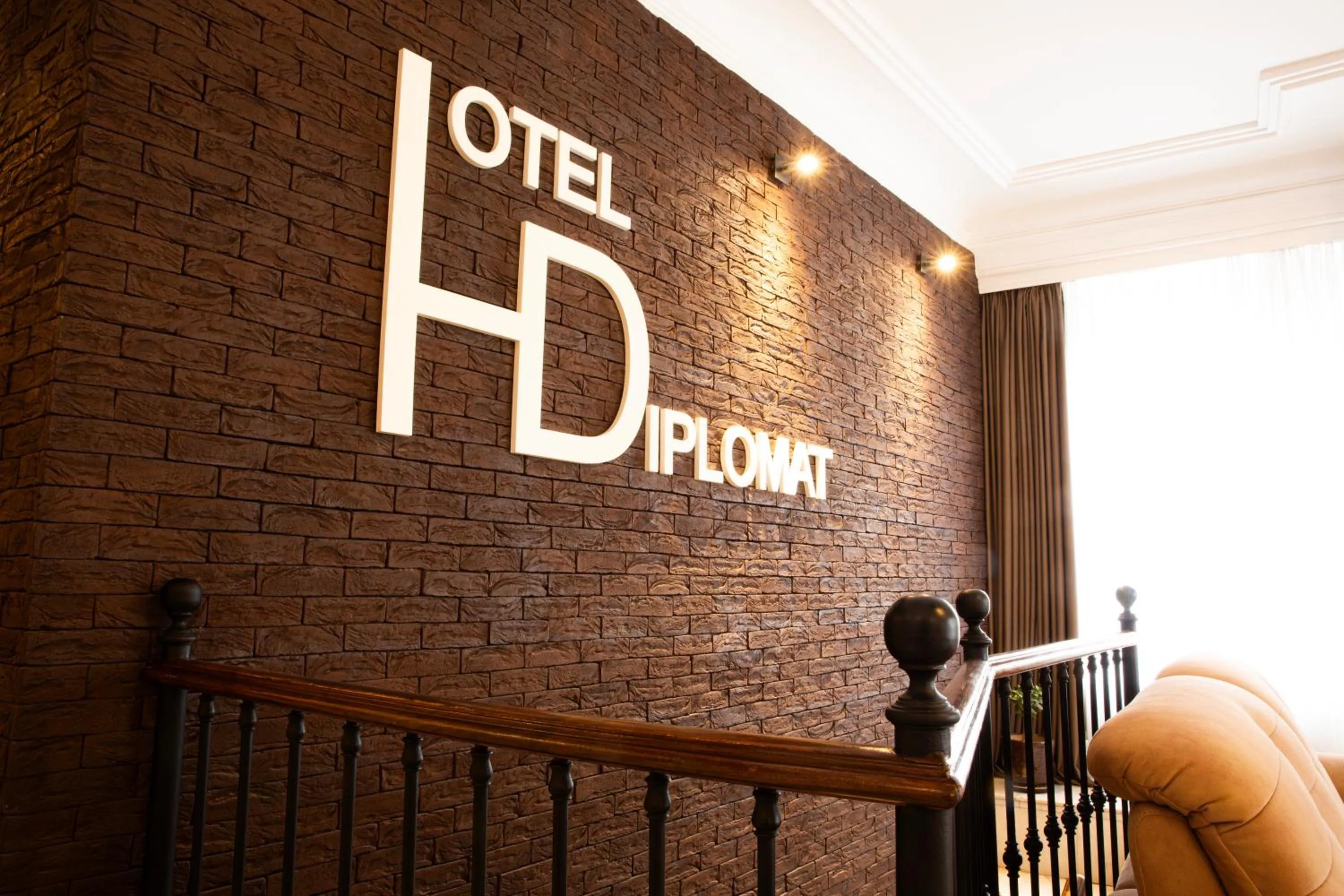 Property building in Hotel Diplomat