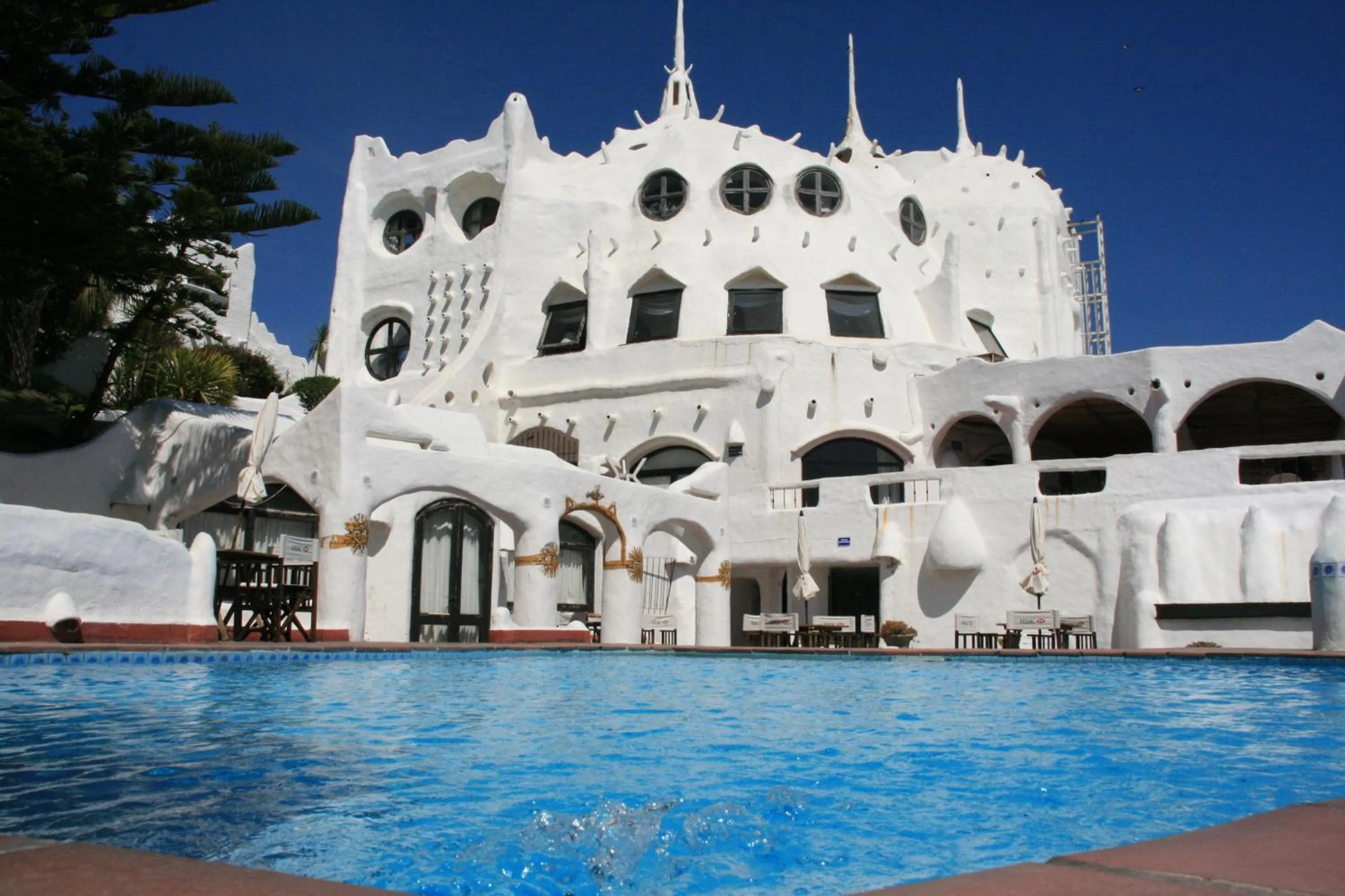Facade/entrance in Club Hotel Casapueblo