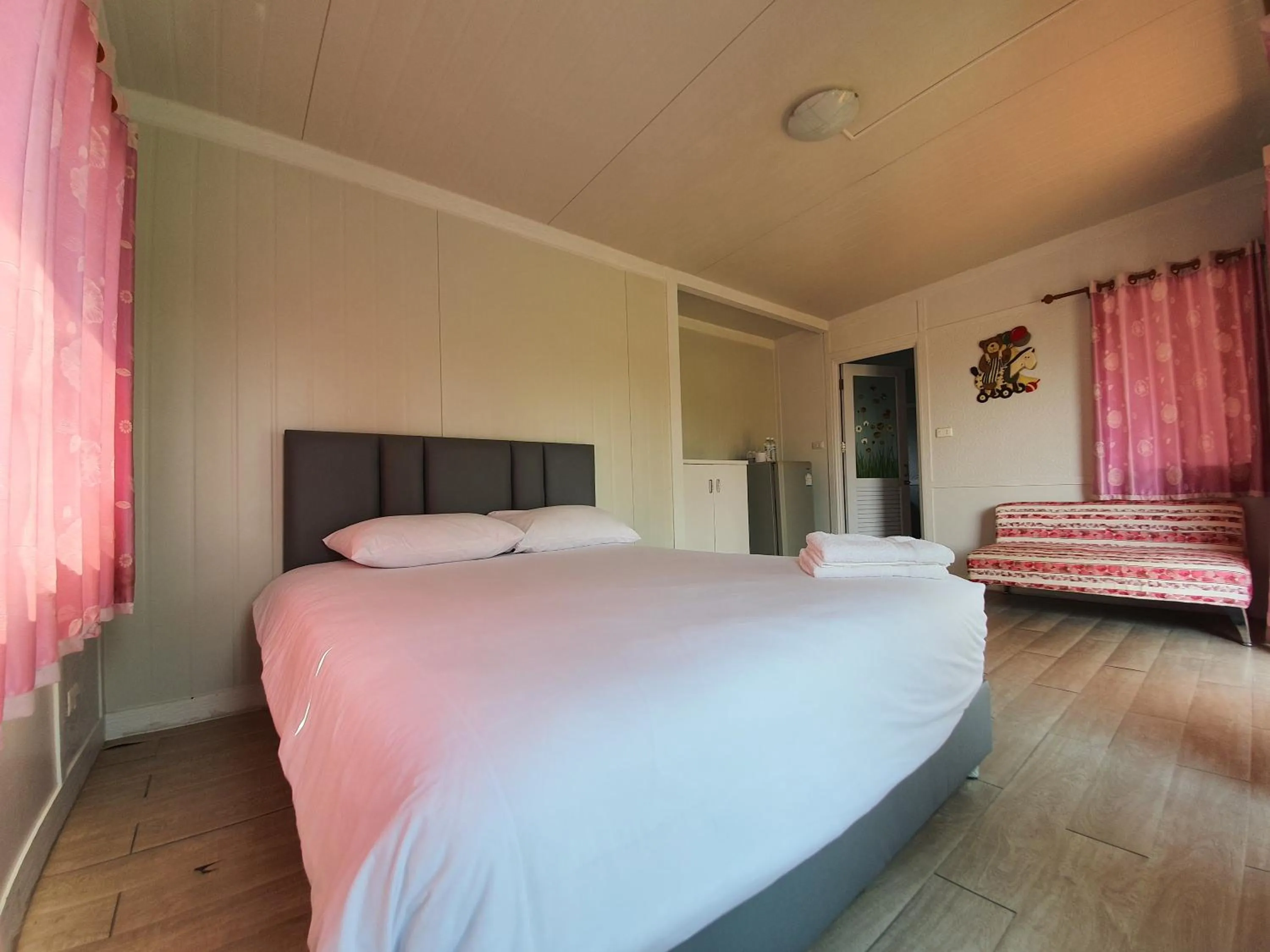 Bed in Phalagoon Resort