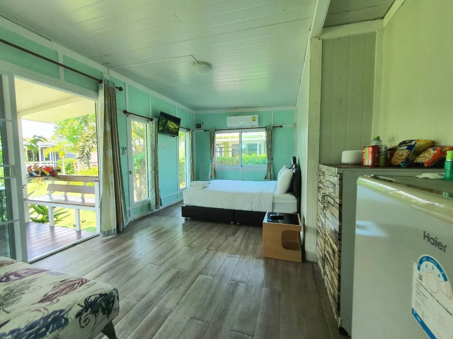 Bed in Phalagoon Resort