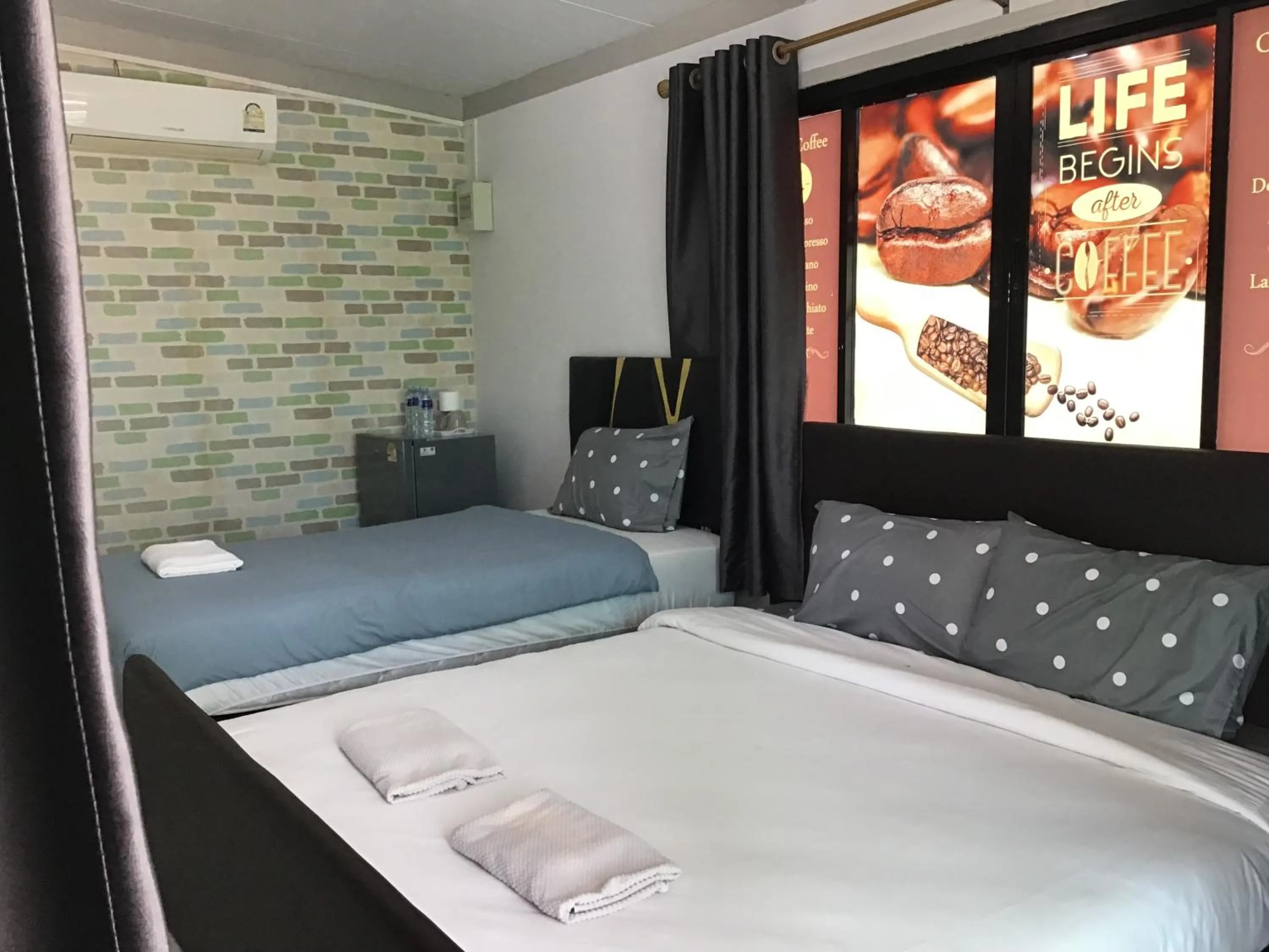 Bed in Phalagoon Resort