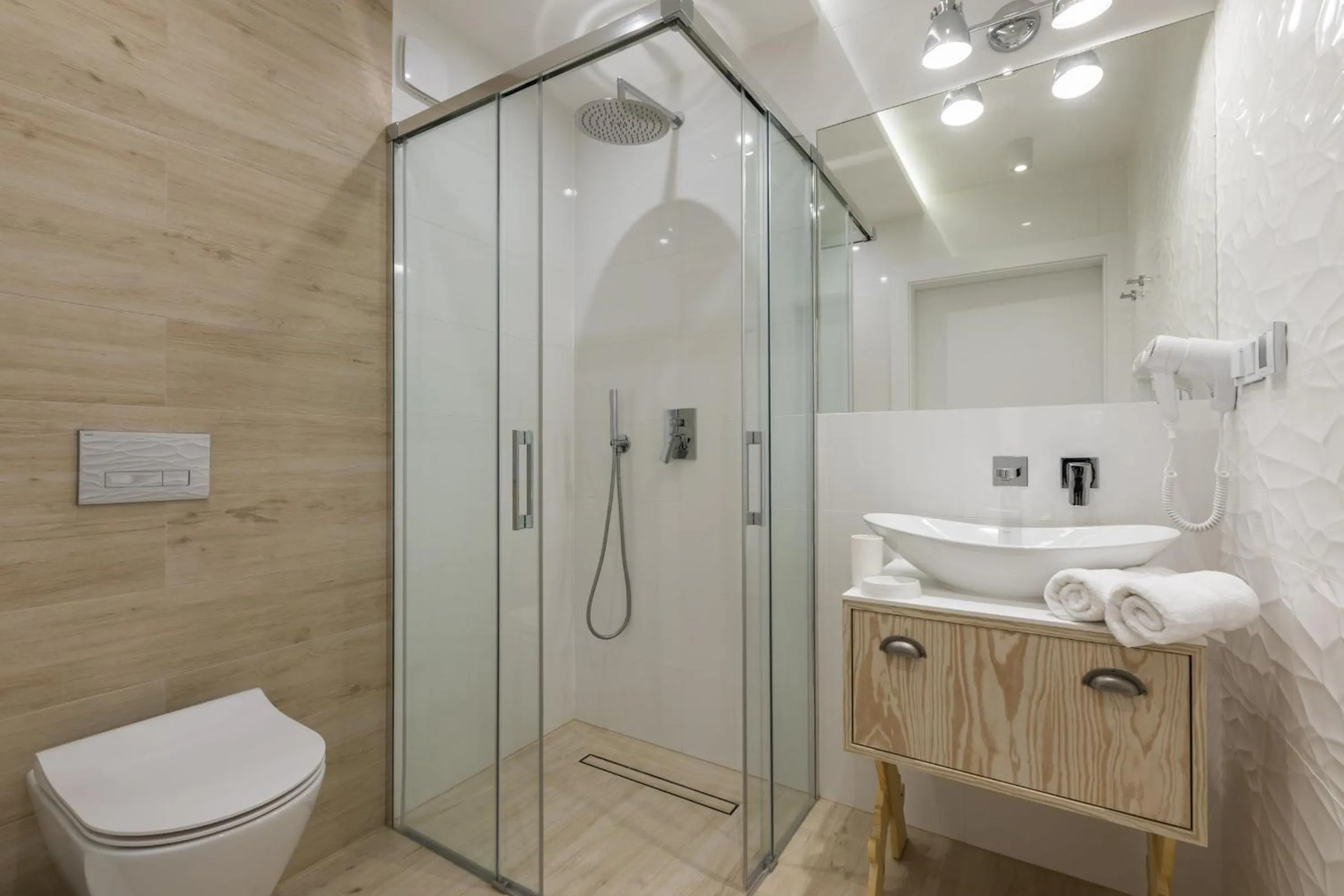 Bathroom in Rezydencja Zakopiańska