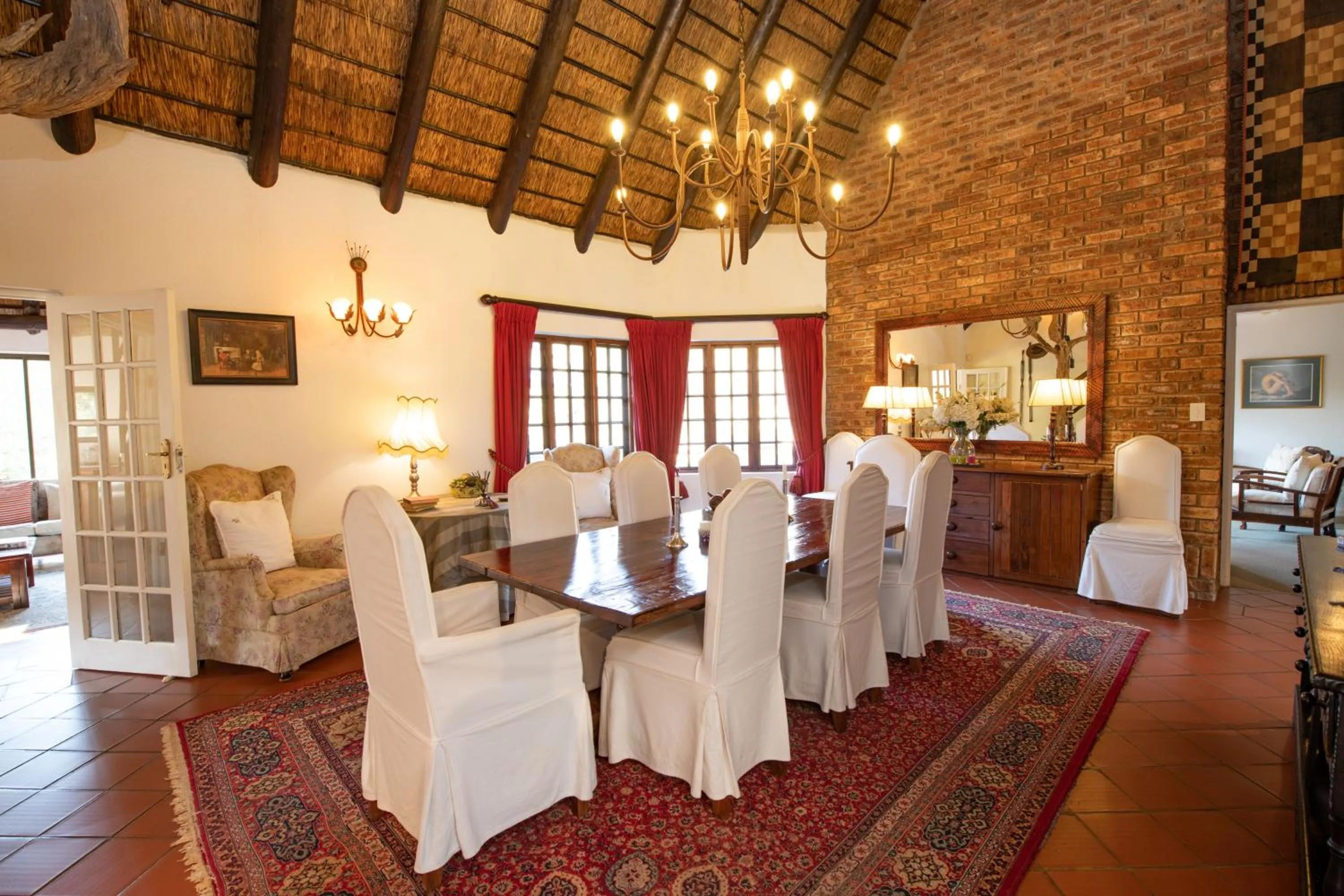 Dining area in Blyde River Canyon Lodge