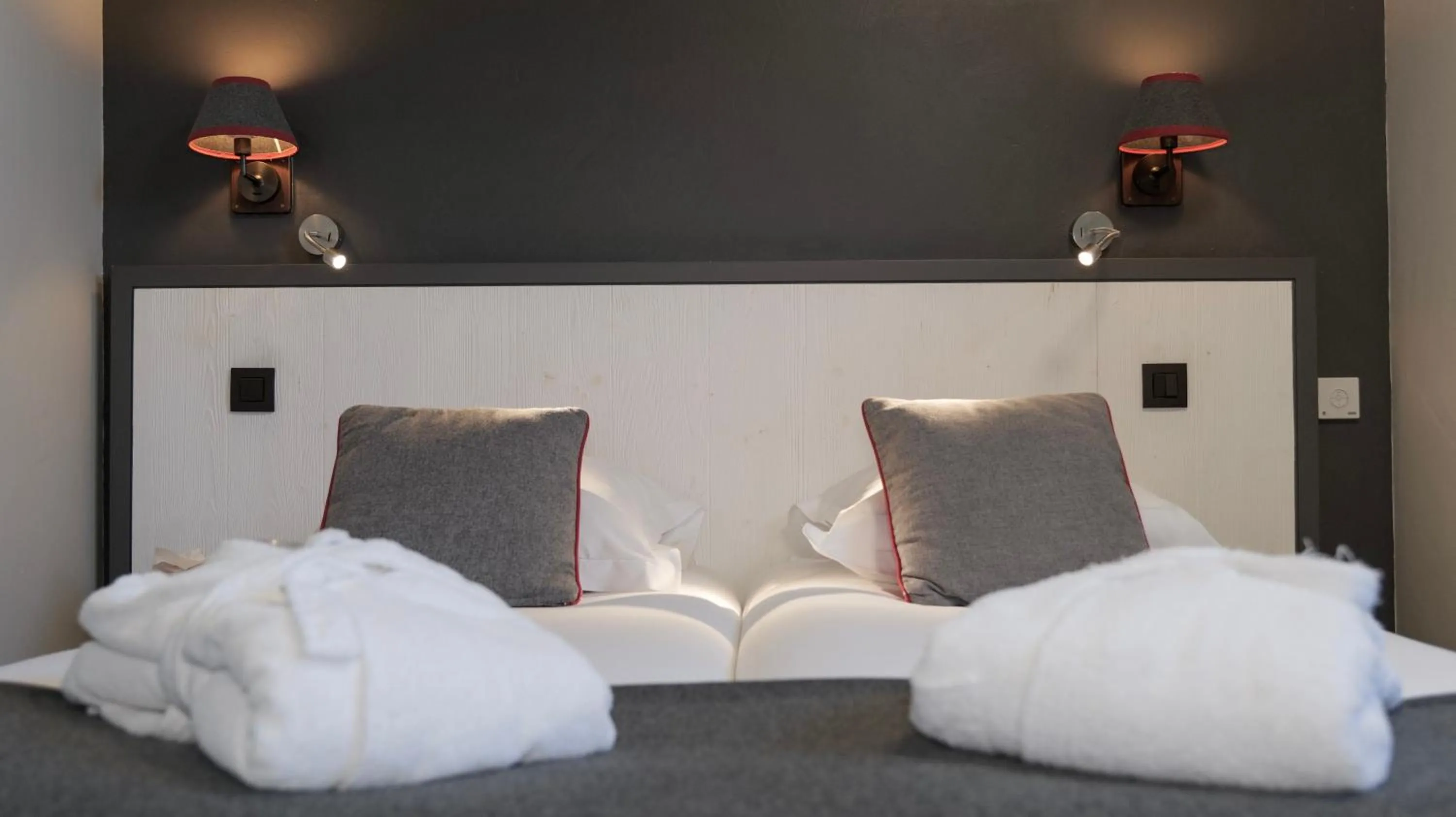 Bed in Le Faucigny - Hotel de Charme & SPA