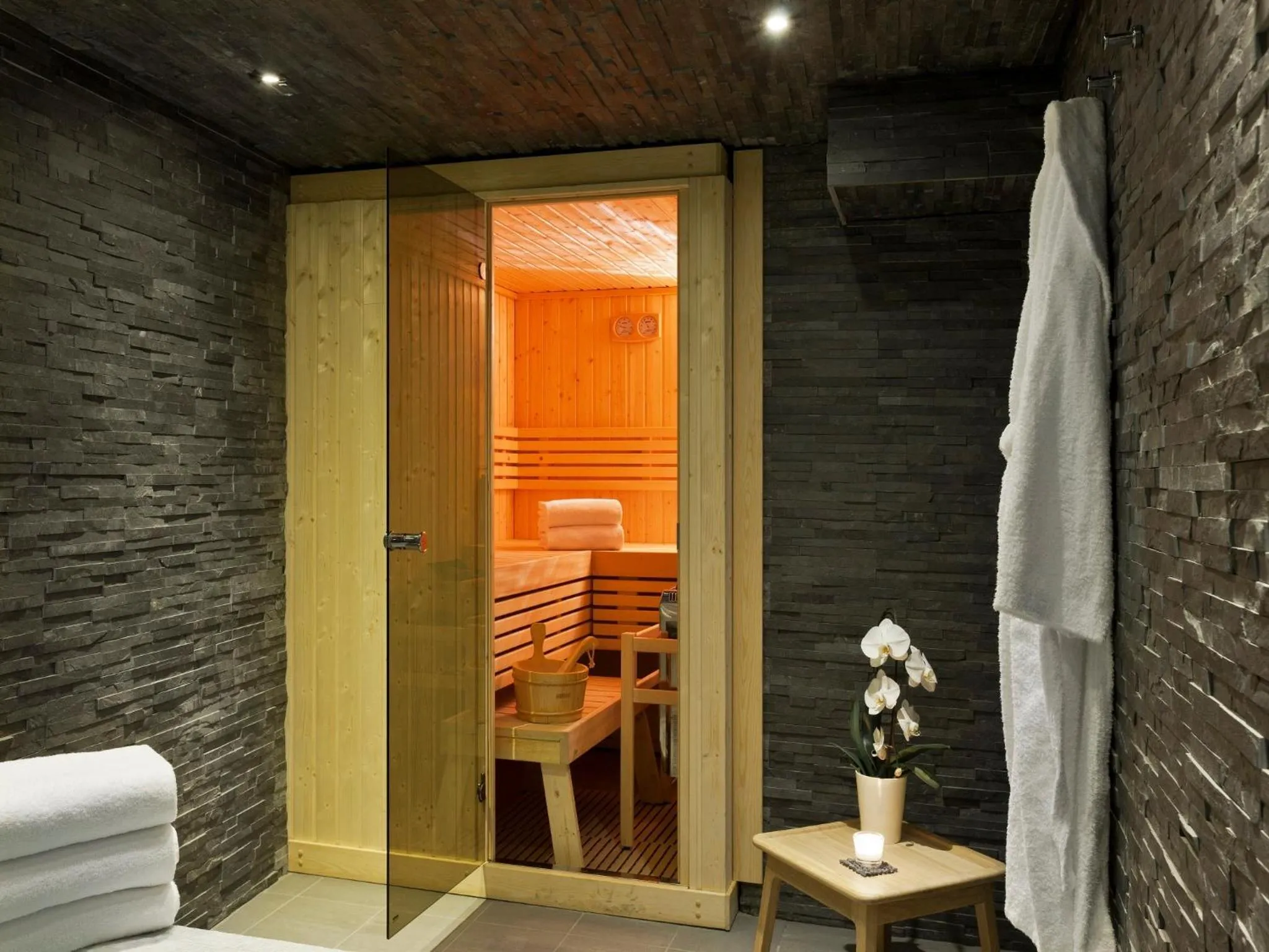 Sauna in Le Faucigny - Hotel de Charme & SPA