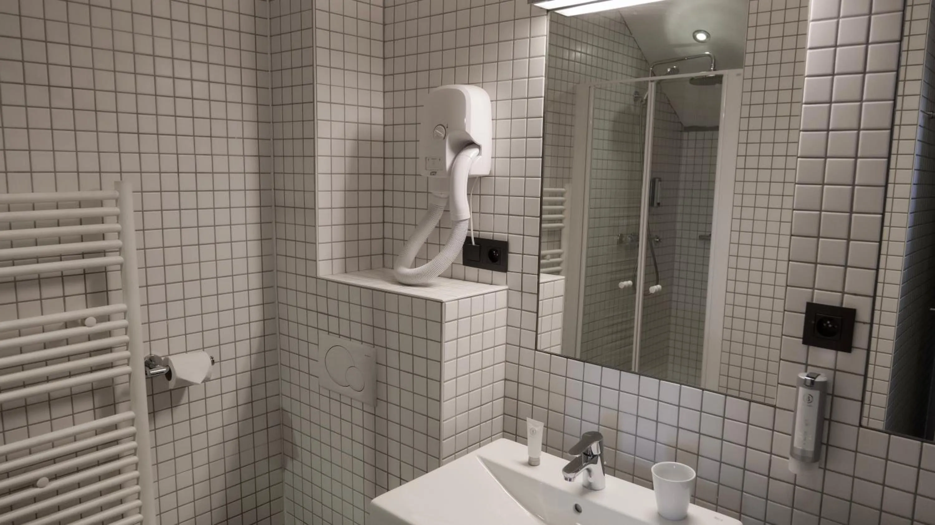 Shower in Le Faucigny - Hotel de Charme & SPA