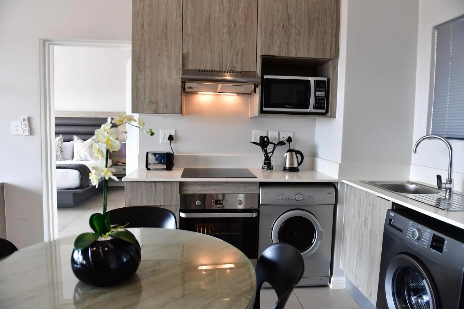 Kitchen or kitchenette in Innov8 Spaces