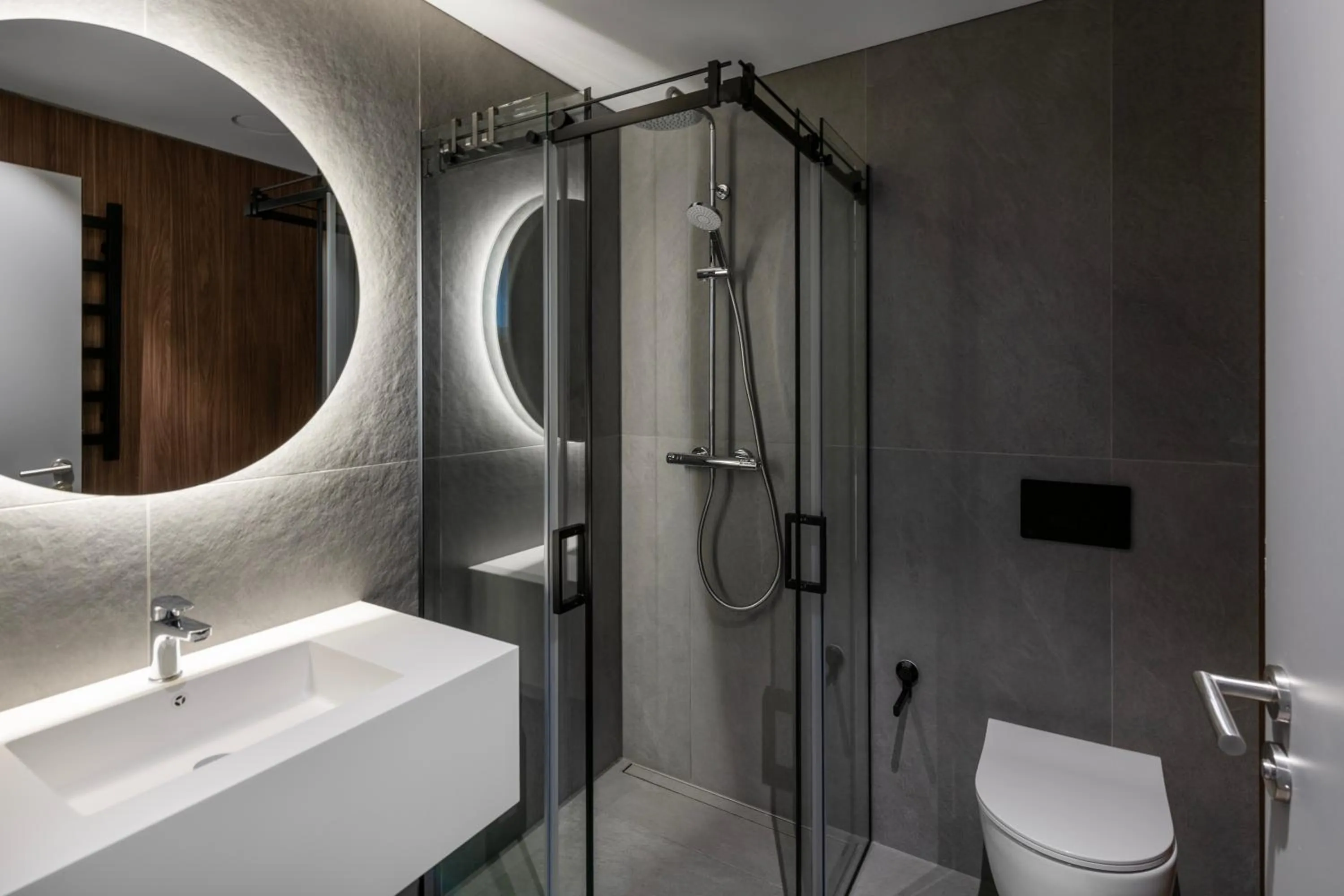 Shower in Pan Tadeusz