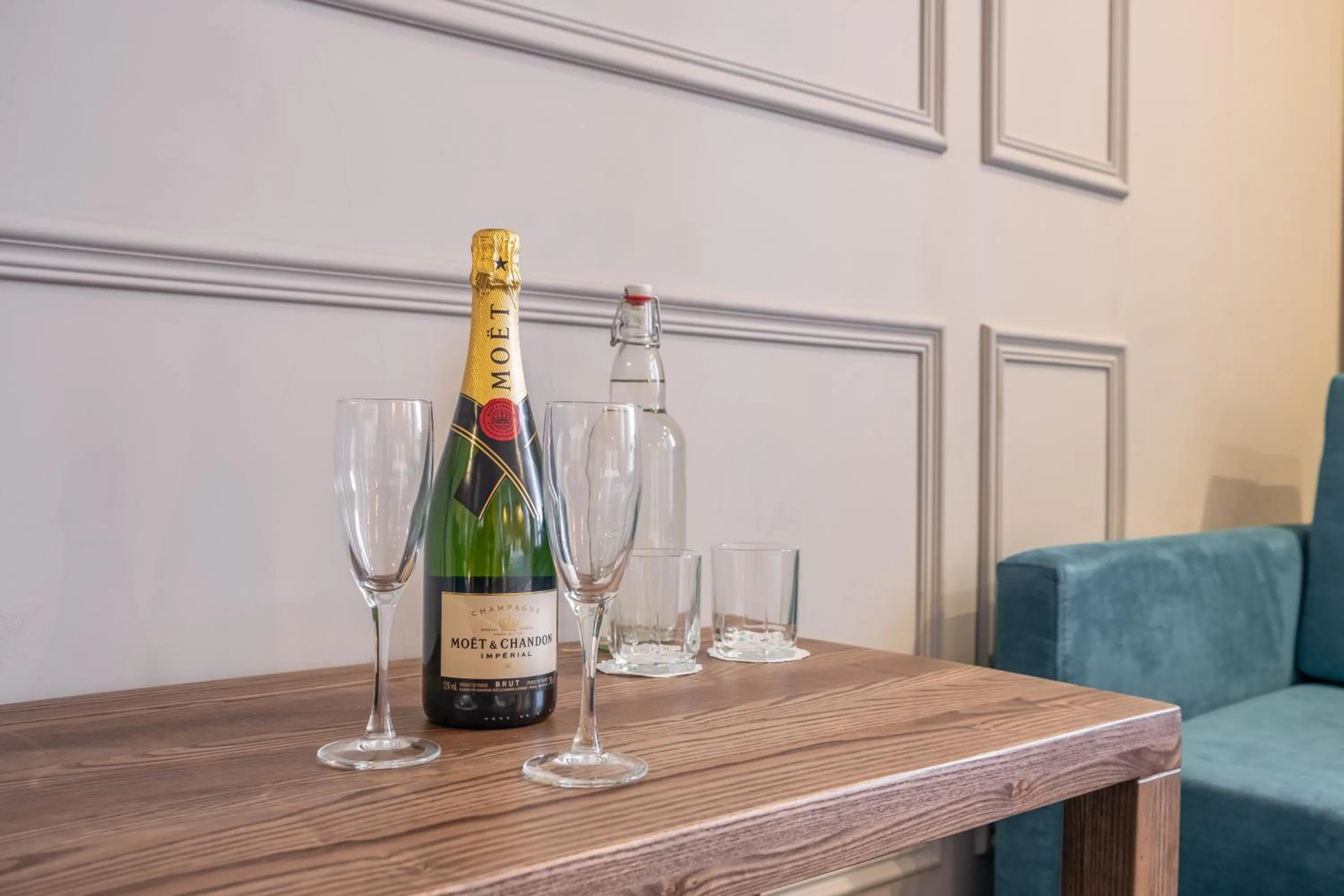 Drinks in Boomerang Boutique Hotel