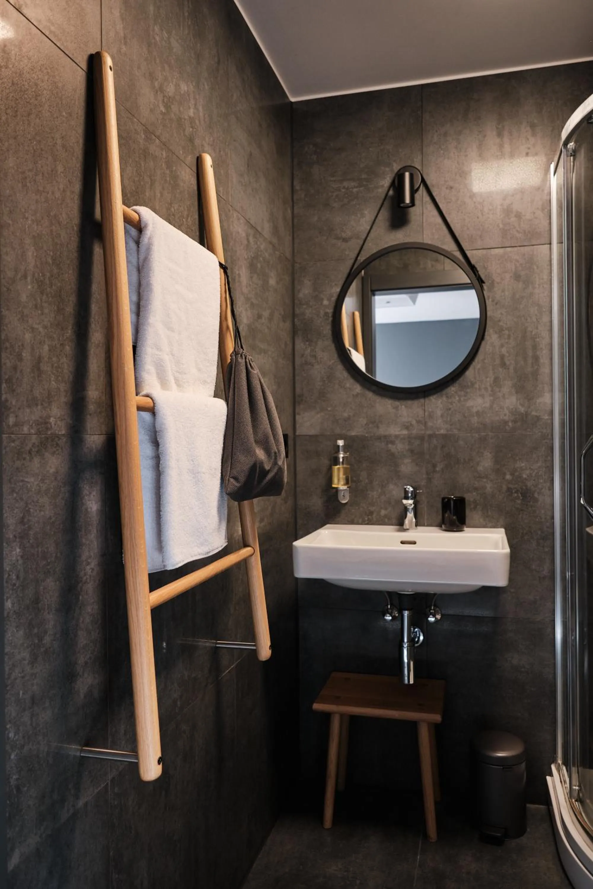 Shower in Vanadziņa māja