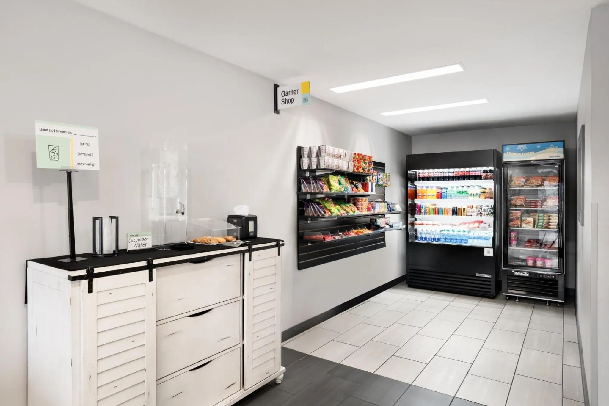 Property building in Red Lion Inn & Suites Auburn/Seattle