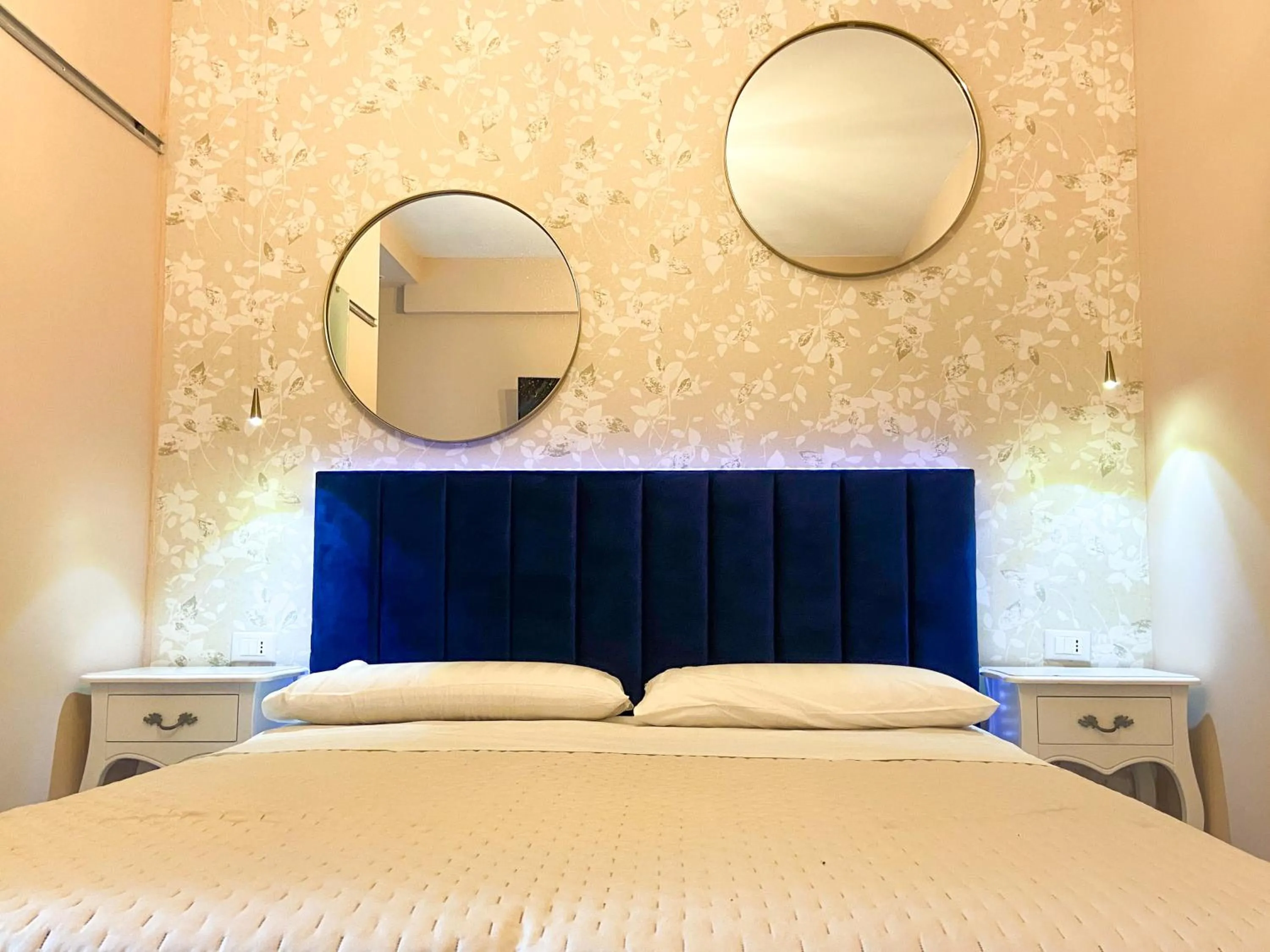 Bed in Casa Rosmini rooms, Dolomia best home