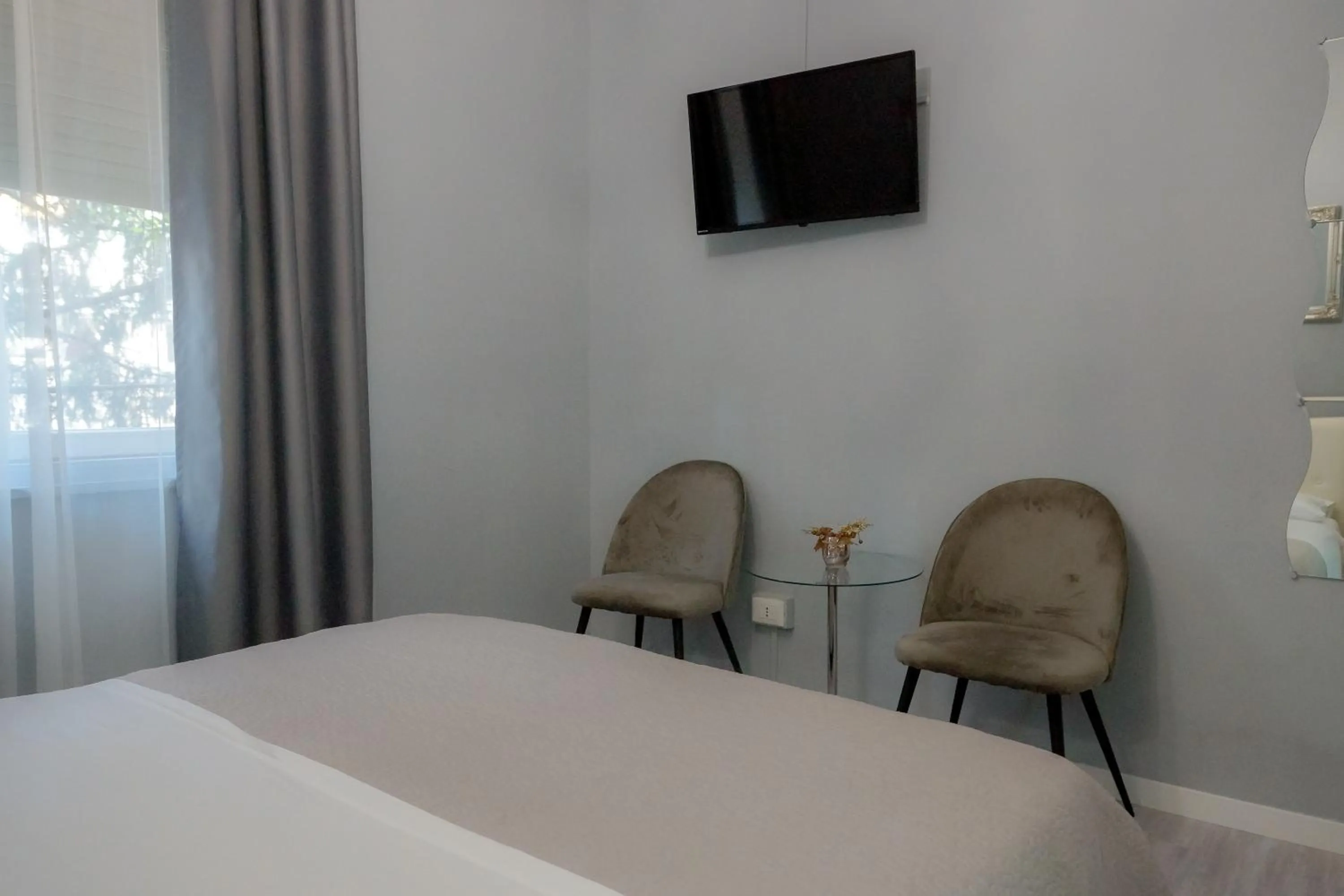 Bed in Casa Rosmini rooms, Dolomia best home