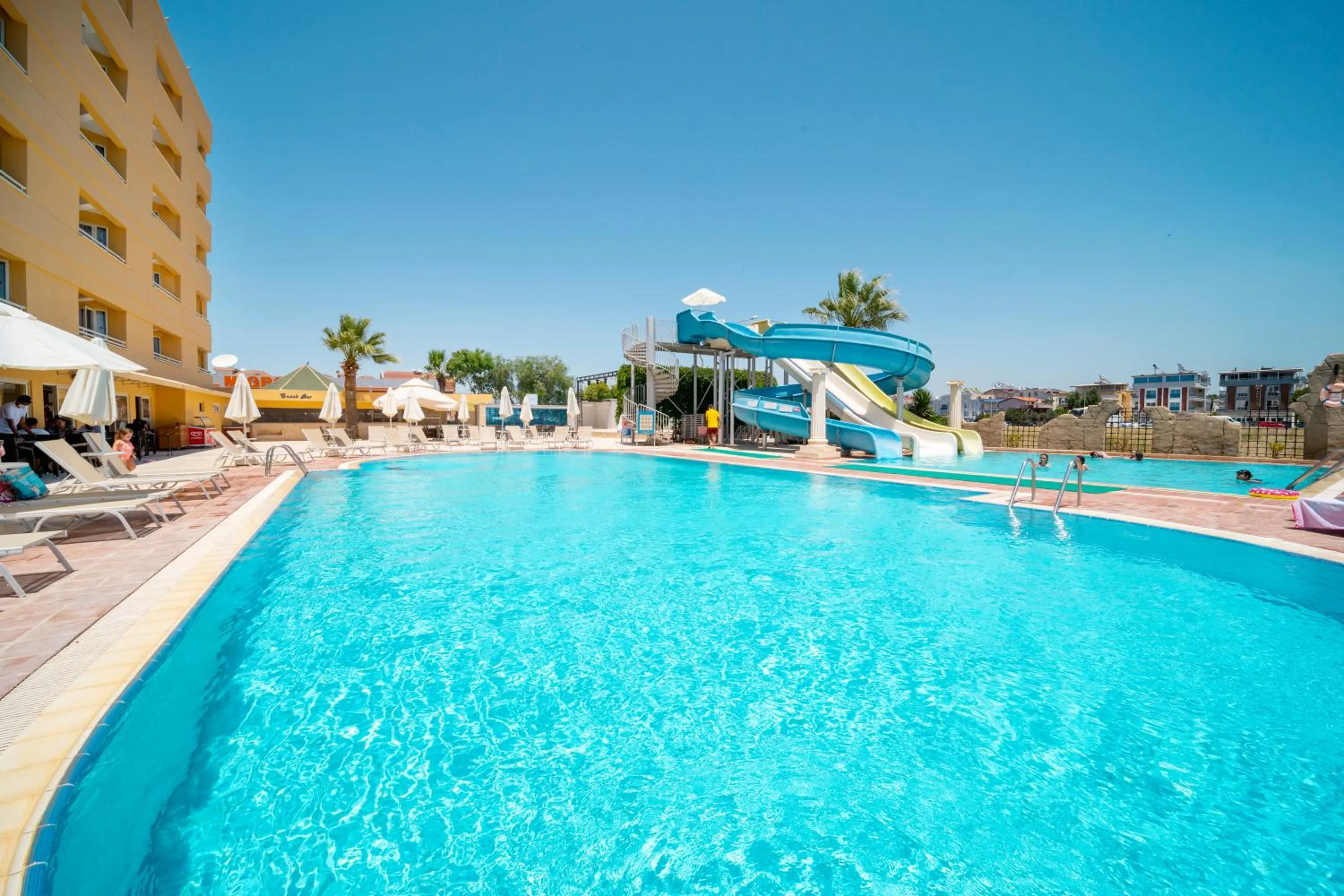 Swimming pool in Hotel Esra and Family Suites - All Inclusive
