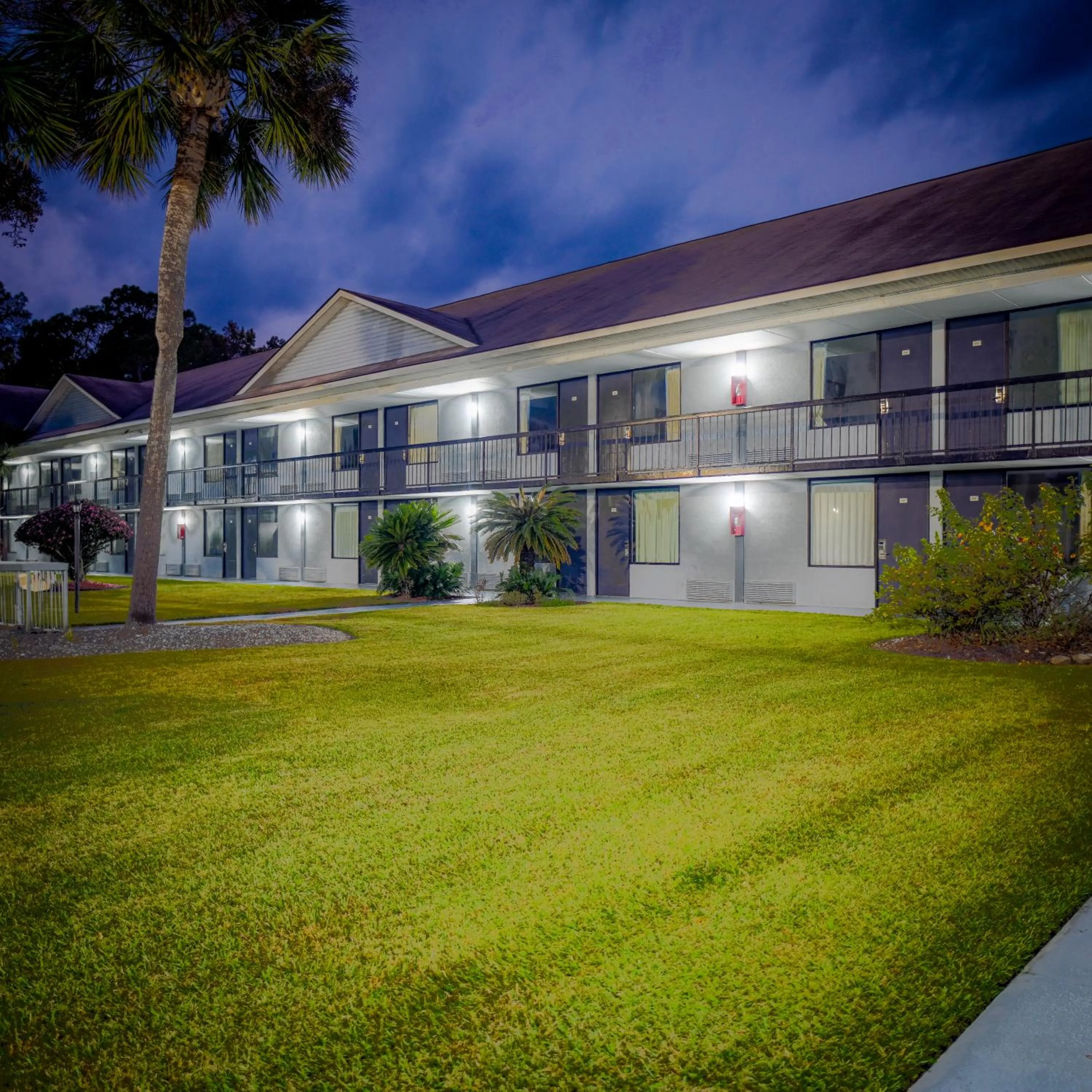 Super 8 by Wyndham Hardeeville - Savannah North