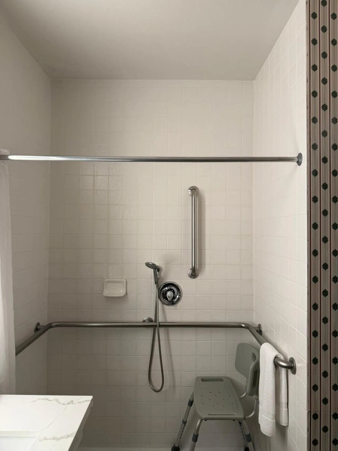 Property building in Evergreen Inn & Suites