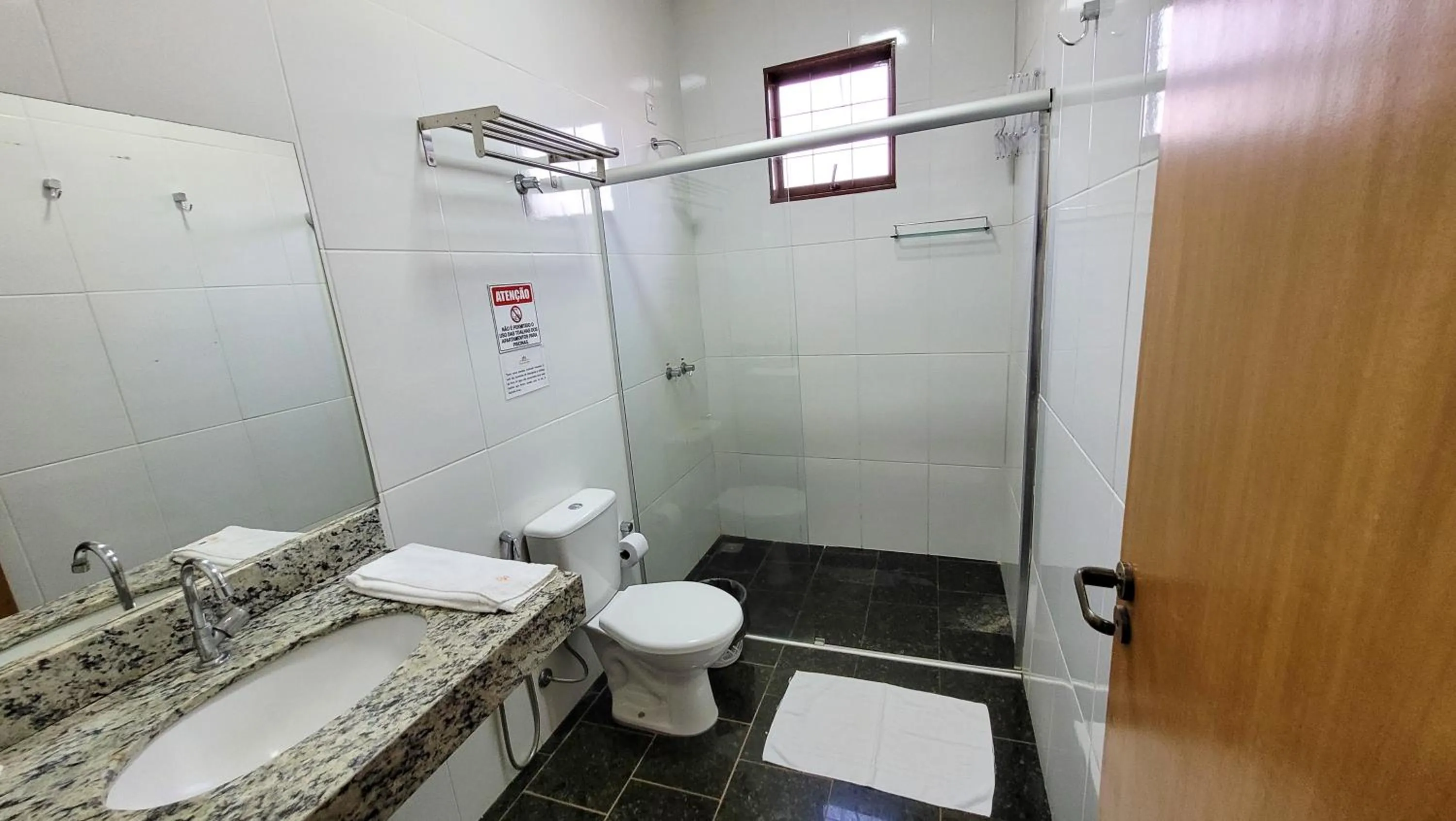 Bathroom in Hotel Pousada Parque das Águas