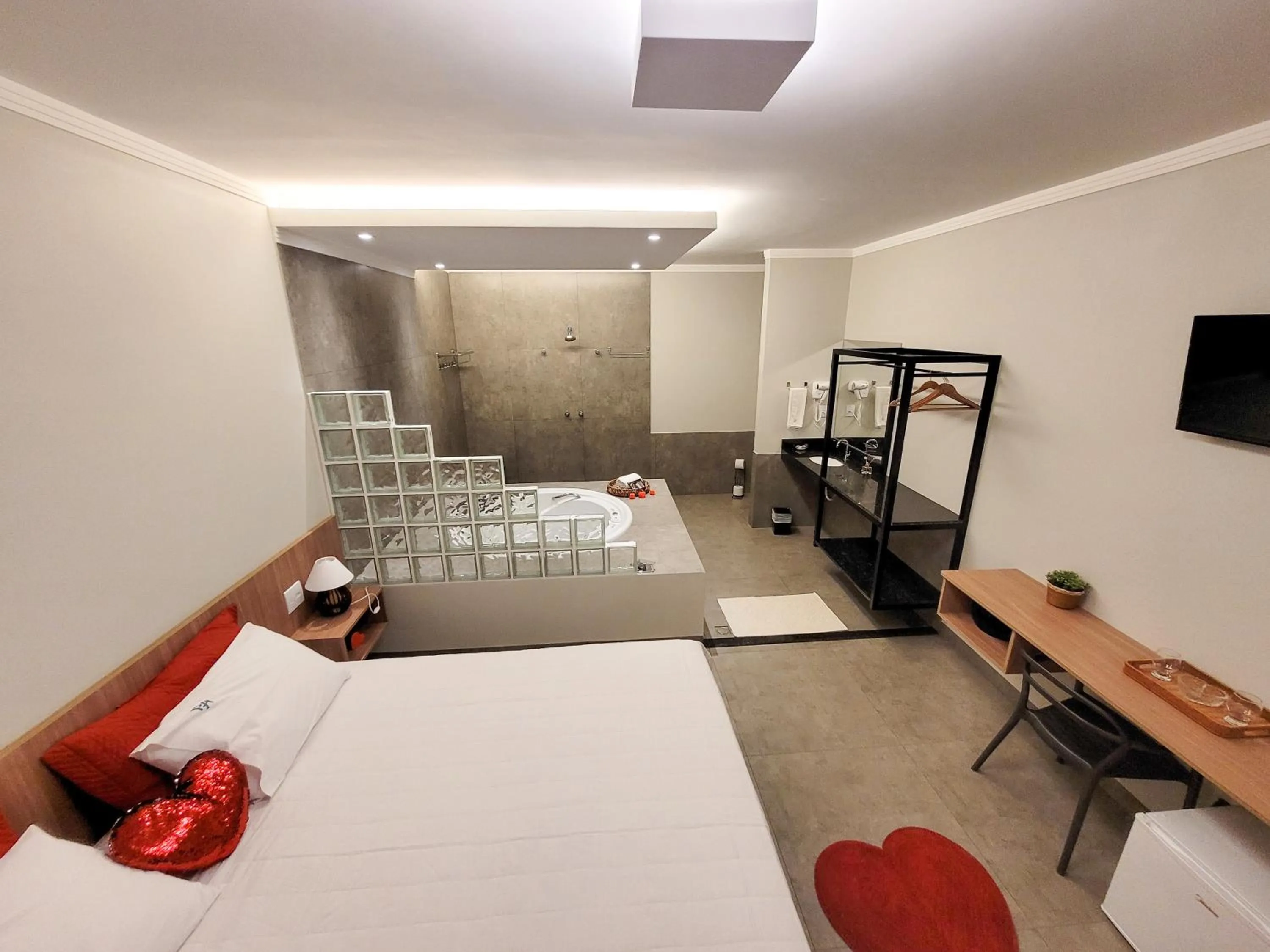 Hot Tub, Bed in Hotel Pousada Parque das Águas