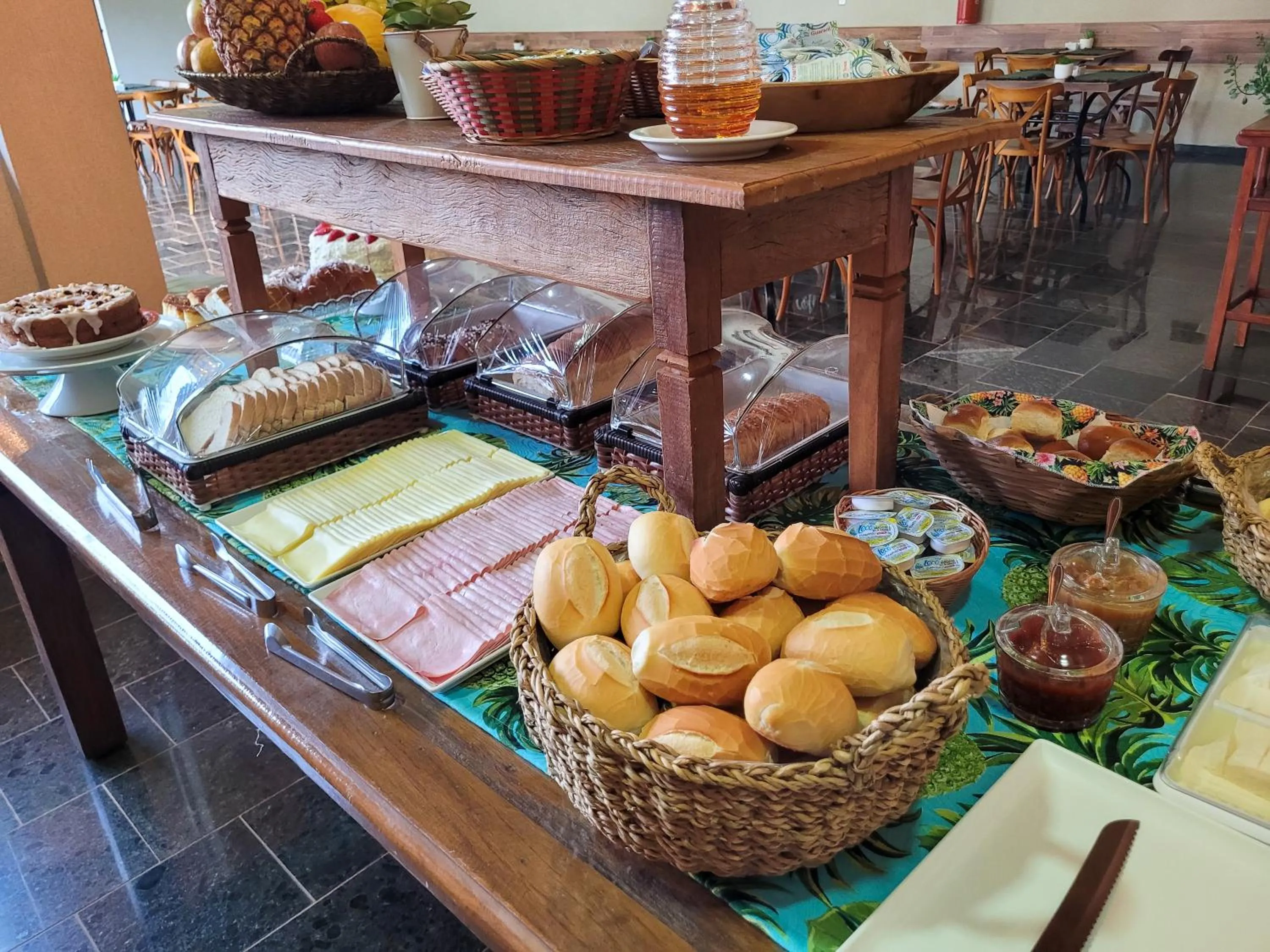 Breakfast in Hotel Pousada Parque das Águas