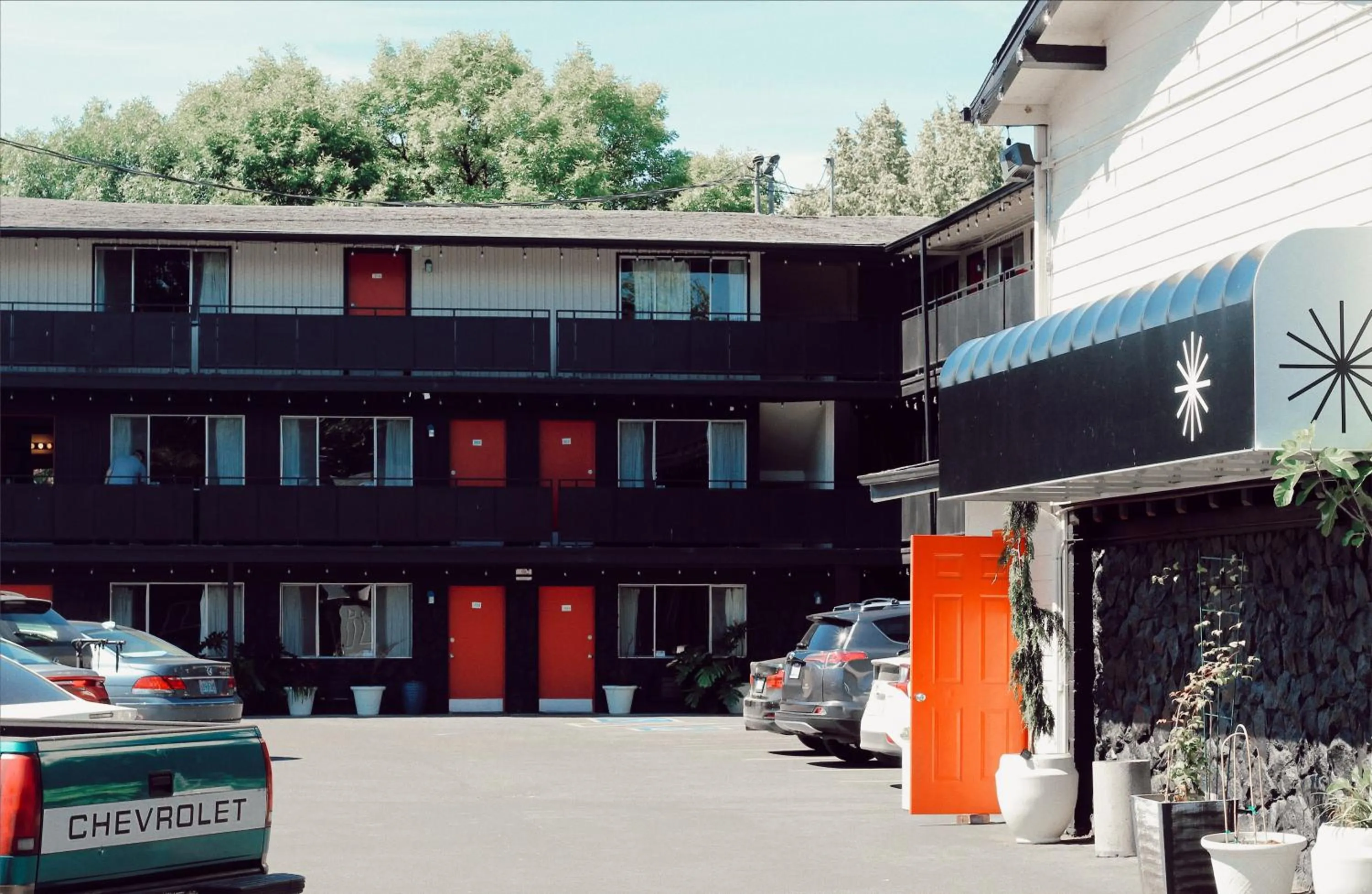 Property building in Hotel Corvallis