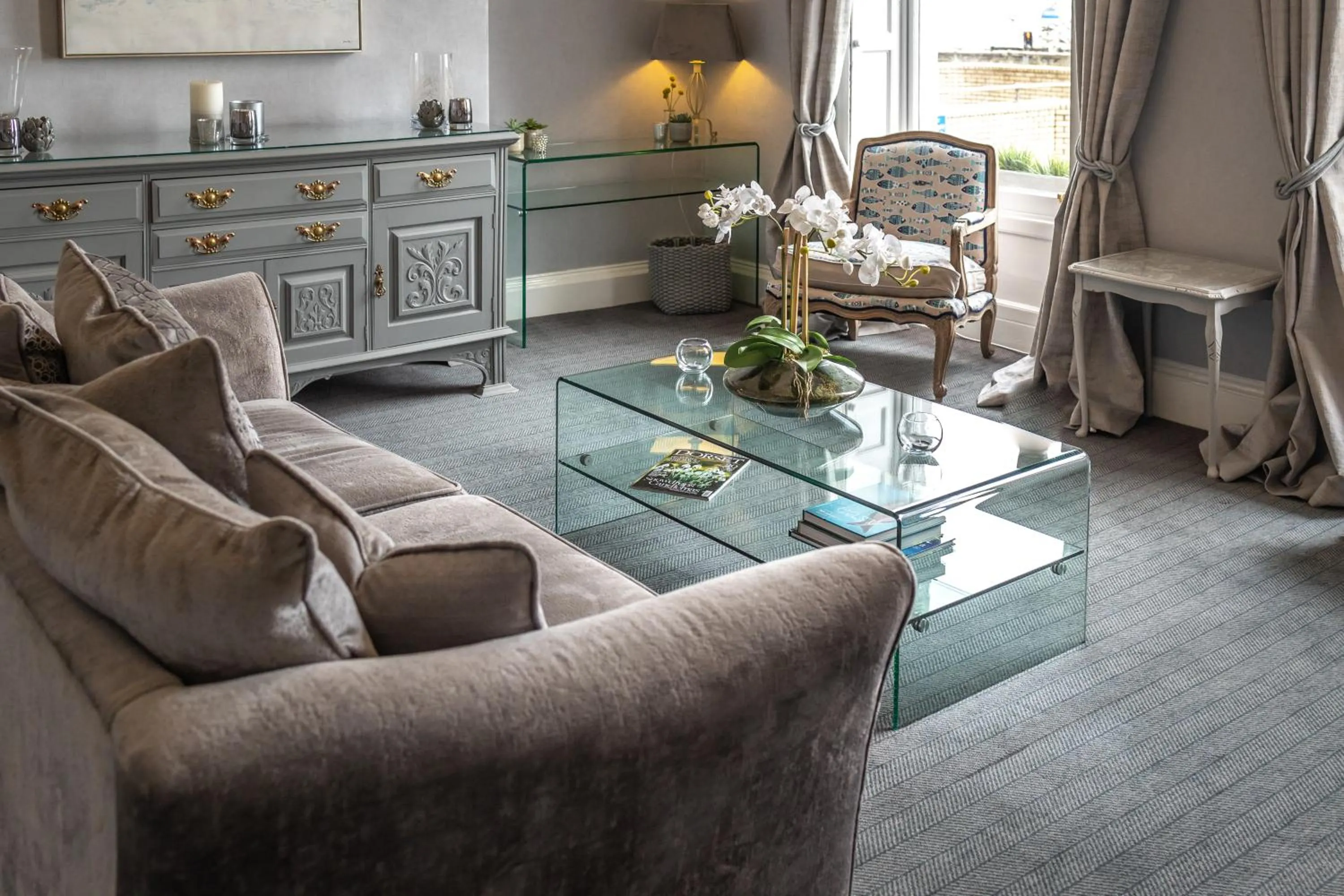 Living room in Gloucester House