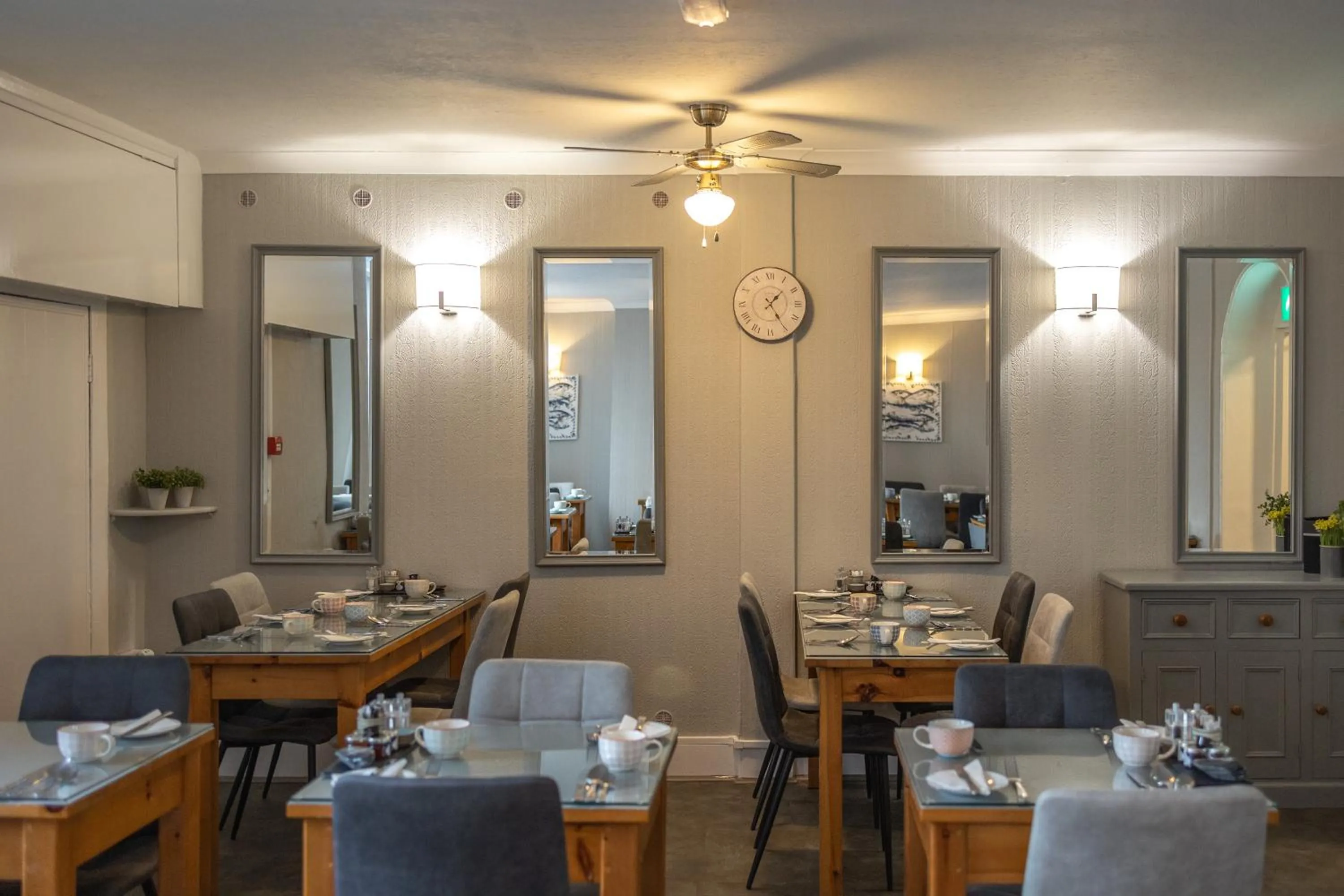 Dining area in Gloucester House