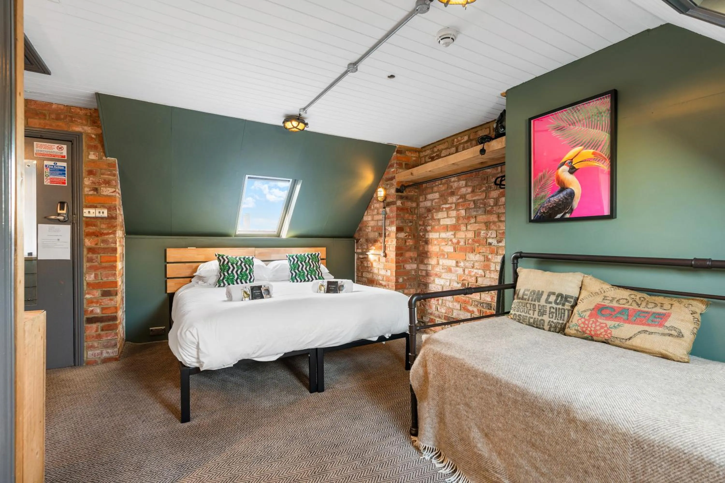 Bed in One Broad Street