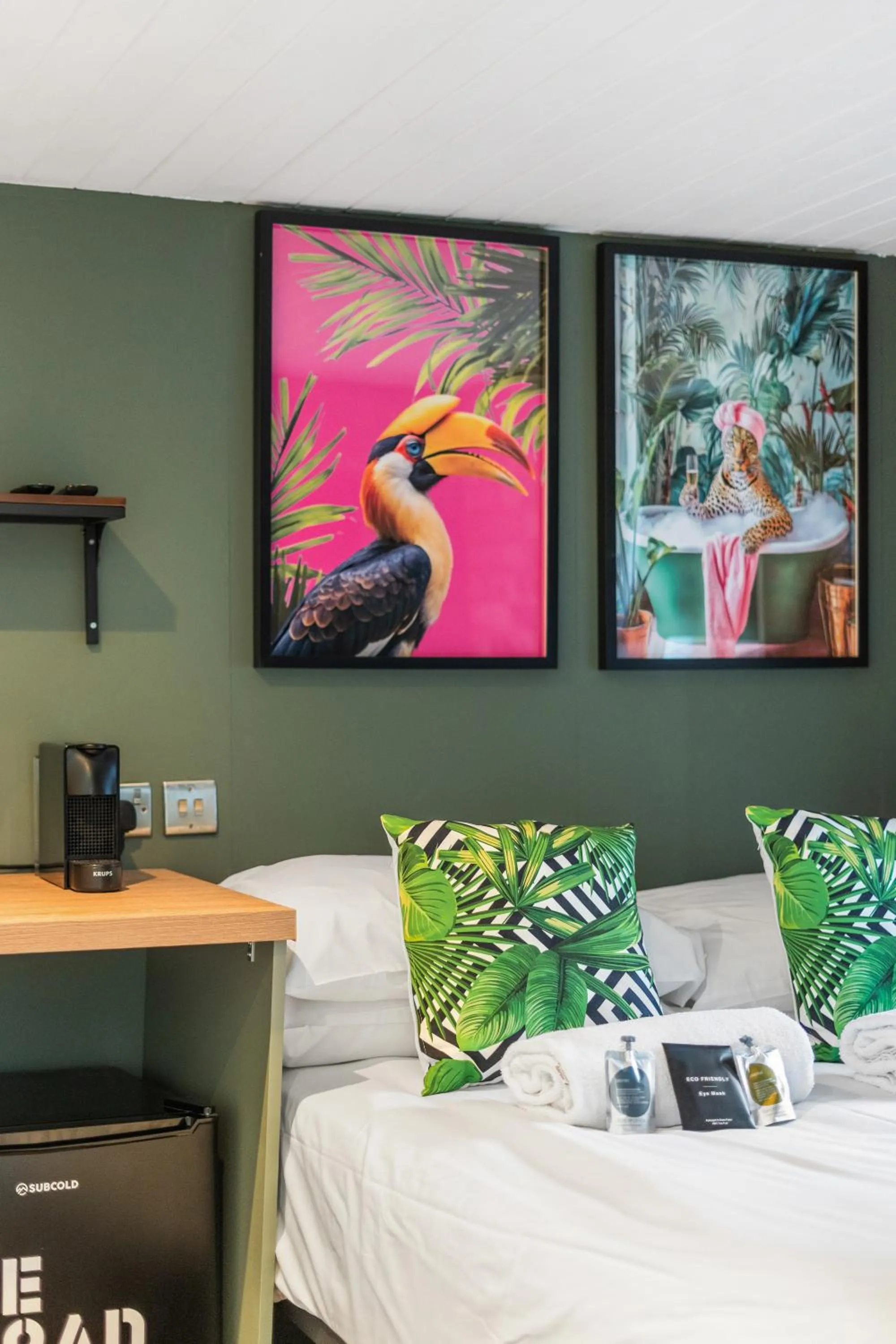 Bed in One Broad Street