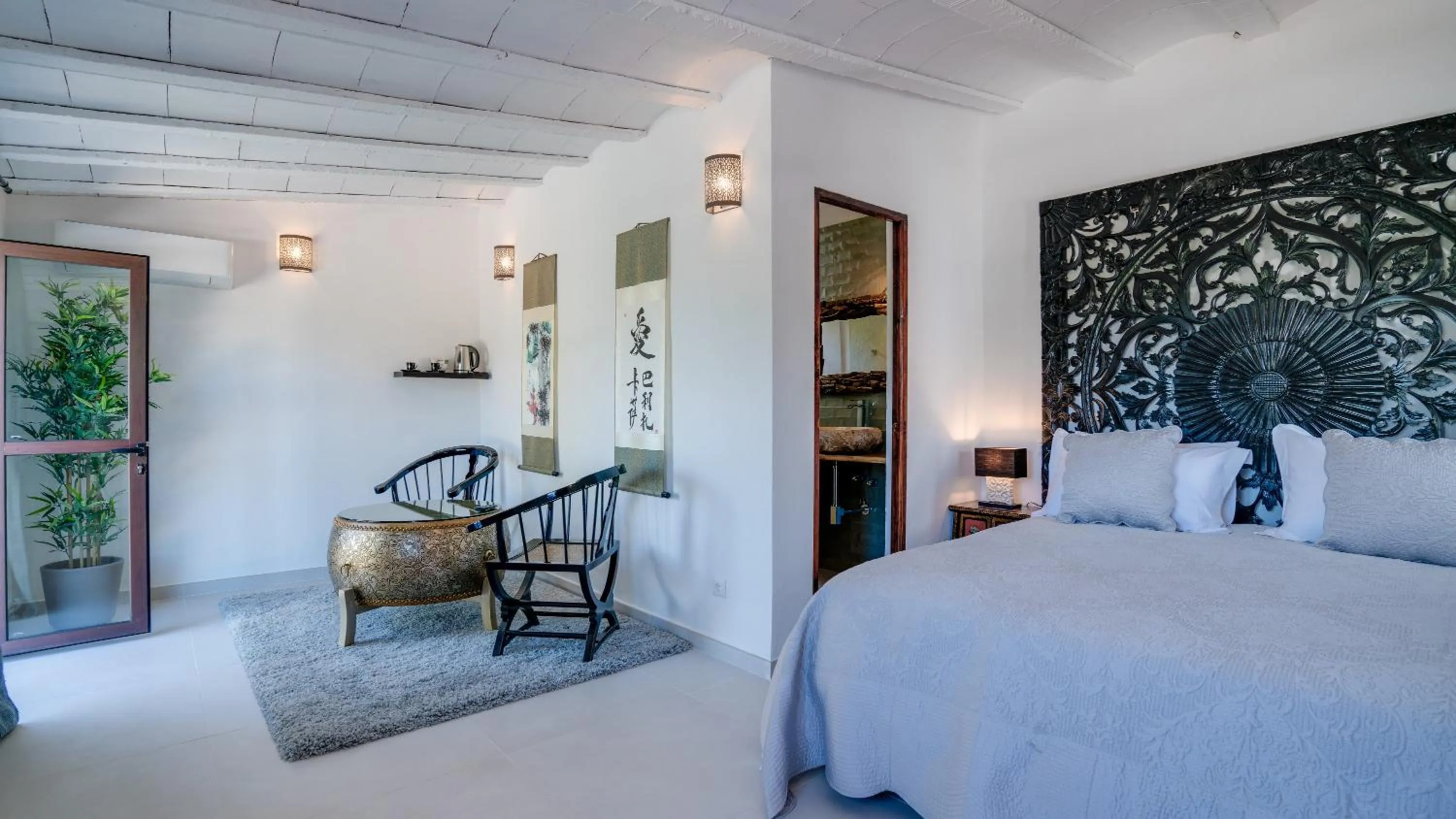 Bed in Casa Baliza, adults only