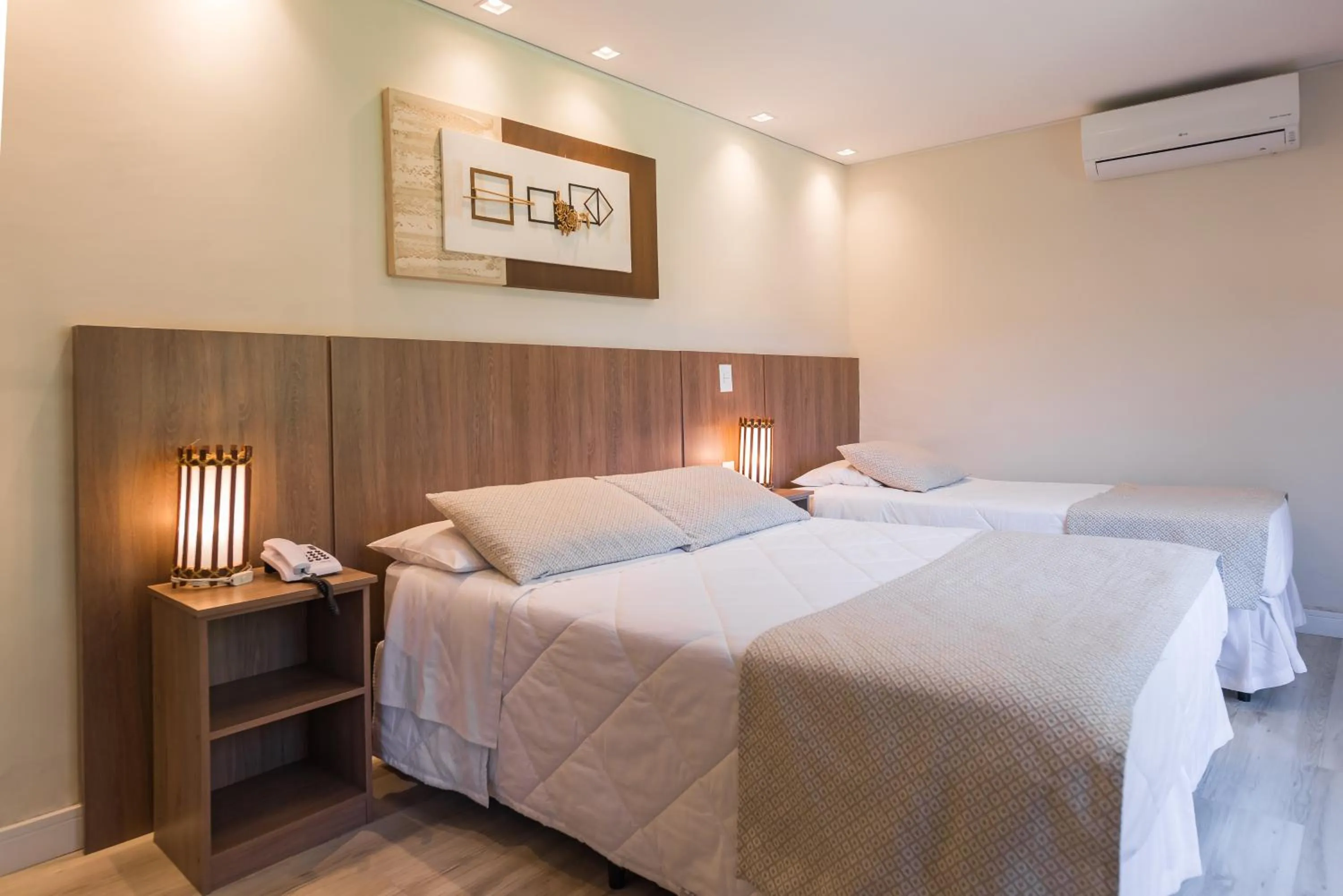 Bed in Hotel Serra Everest